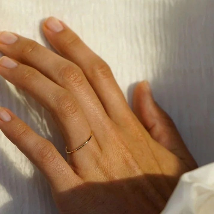 9ct+Gold+Thread+Ring2.jpg