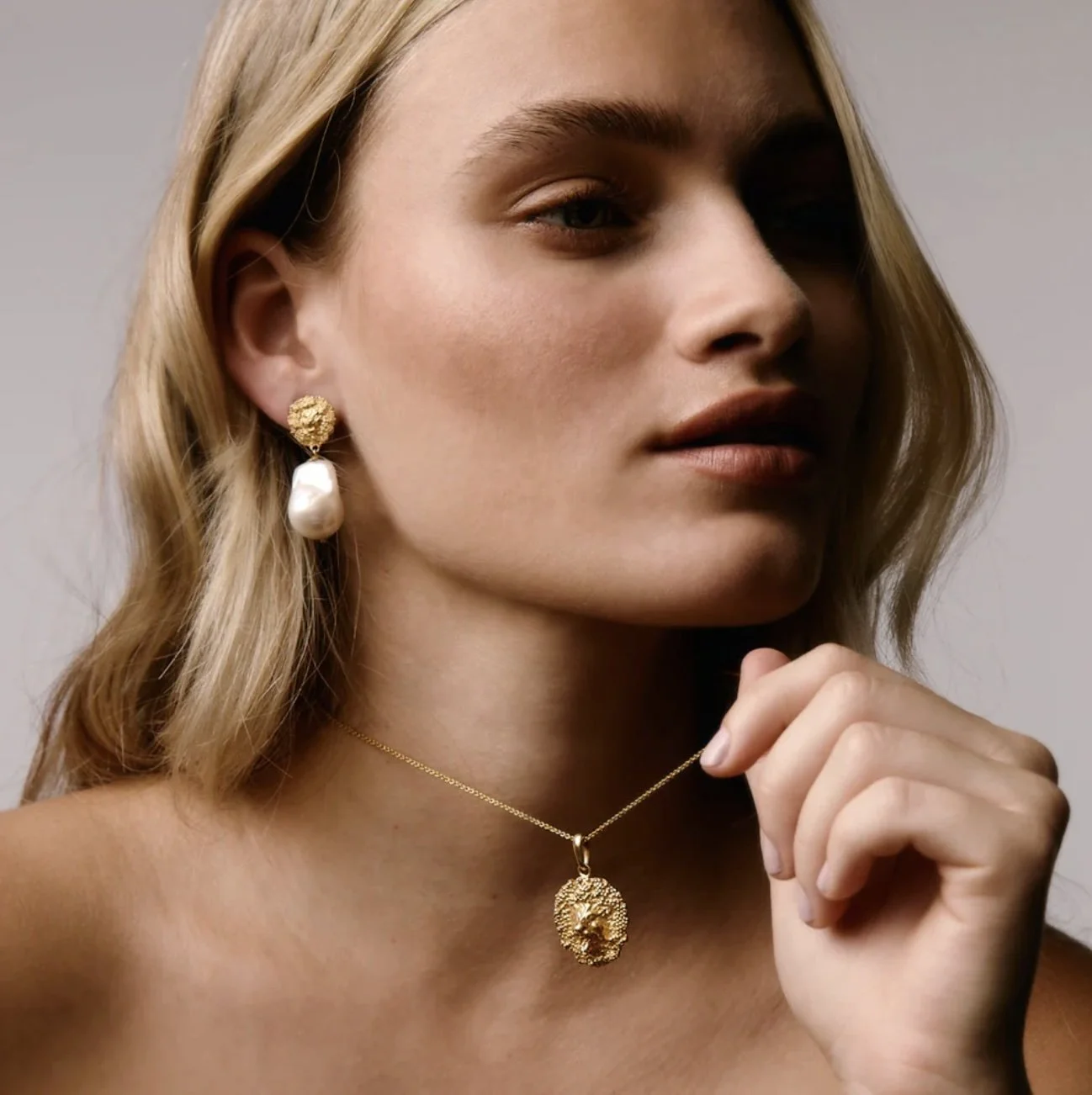 Lion Necklace.jpg