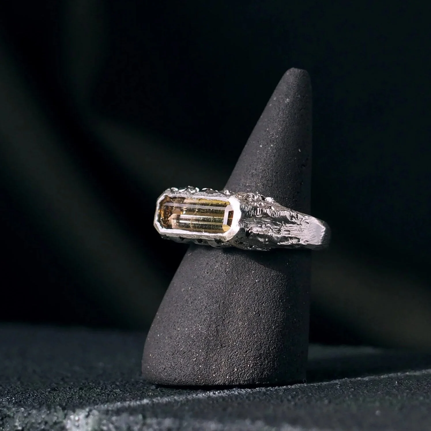 Textured-Pastel-Watermelon-Tourmaline-Ring-Silver-oblique-light-beam-SLAB-Jewellery.jpg