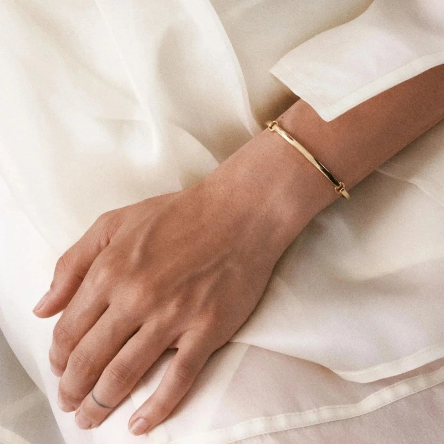 Affina+Bond+Bracelet.jpg