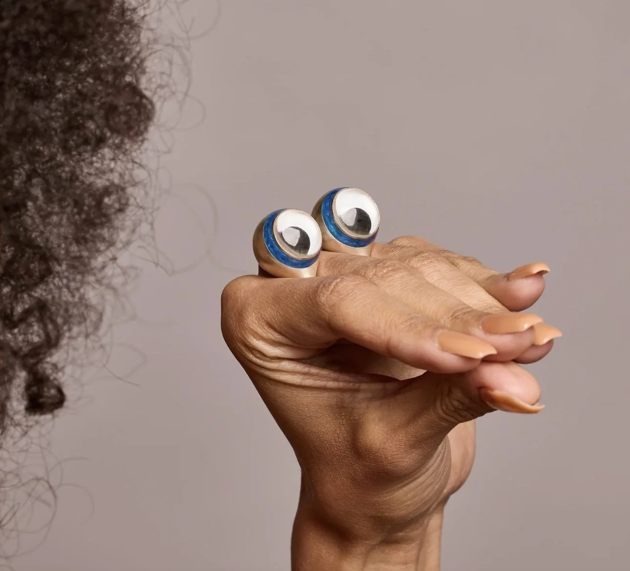 'Friend' Googly Eye Ring in Onyx worn 2.jpg