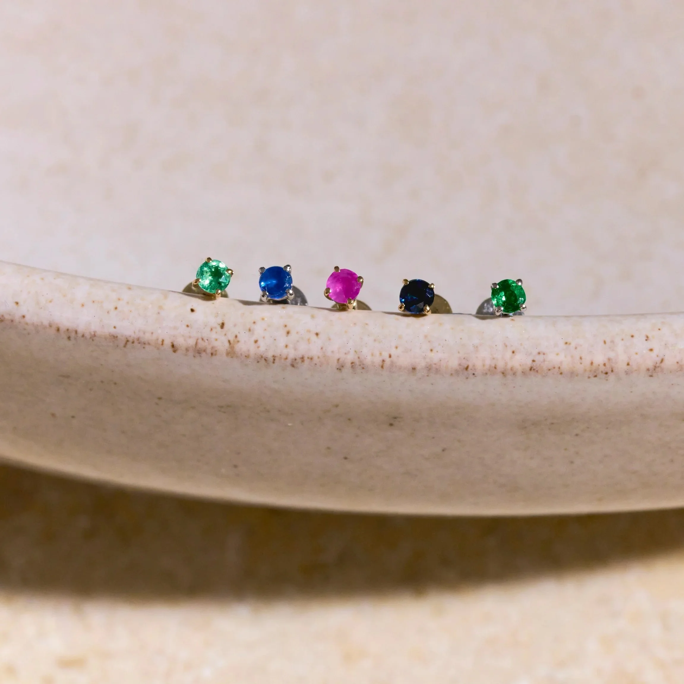 Mini Emerald Solitaire Flat Back Stud Earring1.jpeg