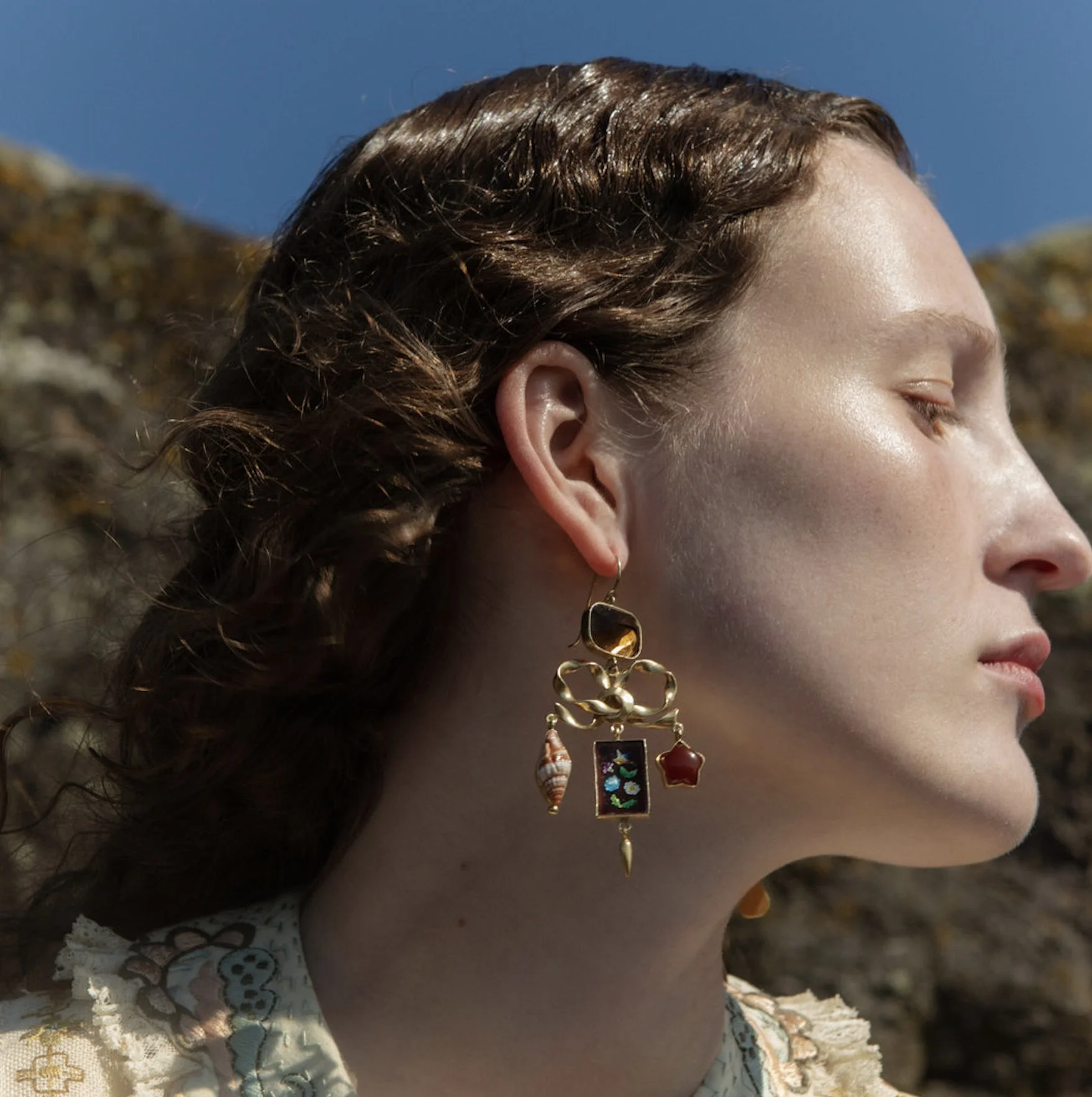 Bow Charm Balance Drop Earrings5.jpg