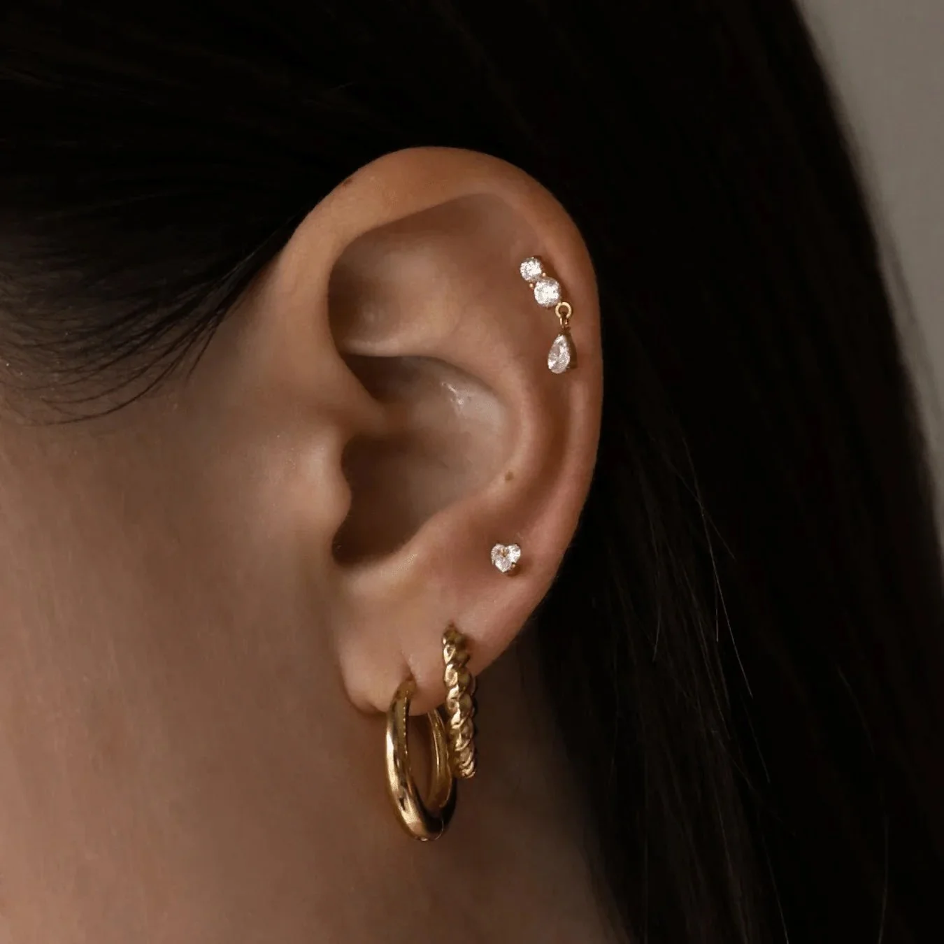 Dangle flatback stud gold1.jpeg