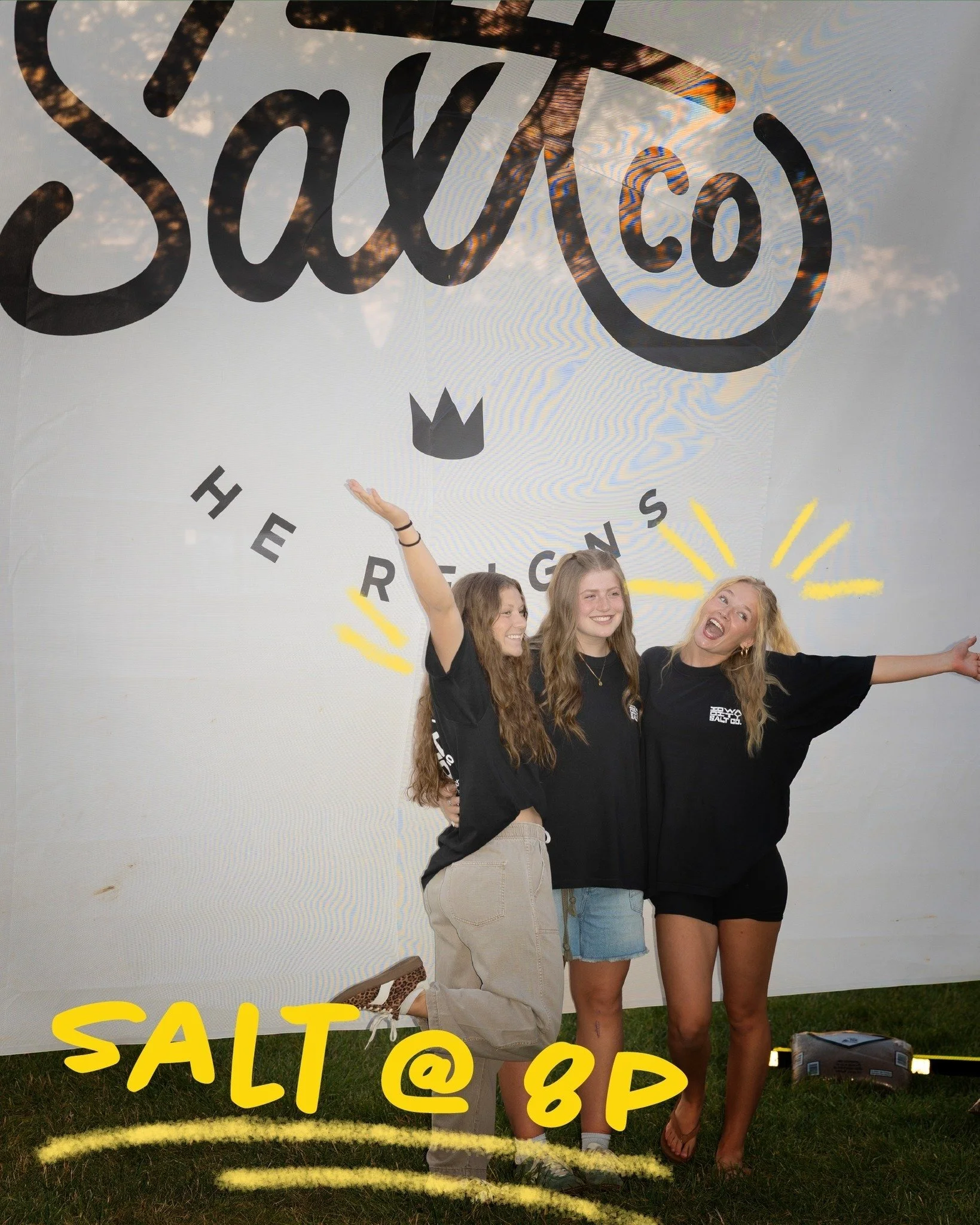 A little rain never stopped us... Salt Co tonight at 8p at Veritas!! 

Plus a special announcement coming up 👀 🍂🌻🍁⛅🎃