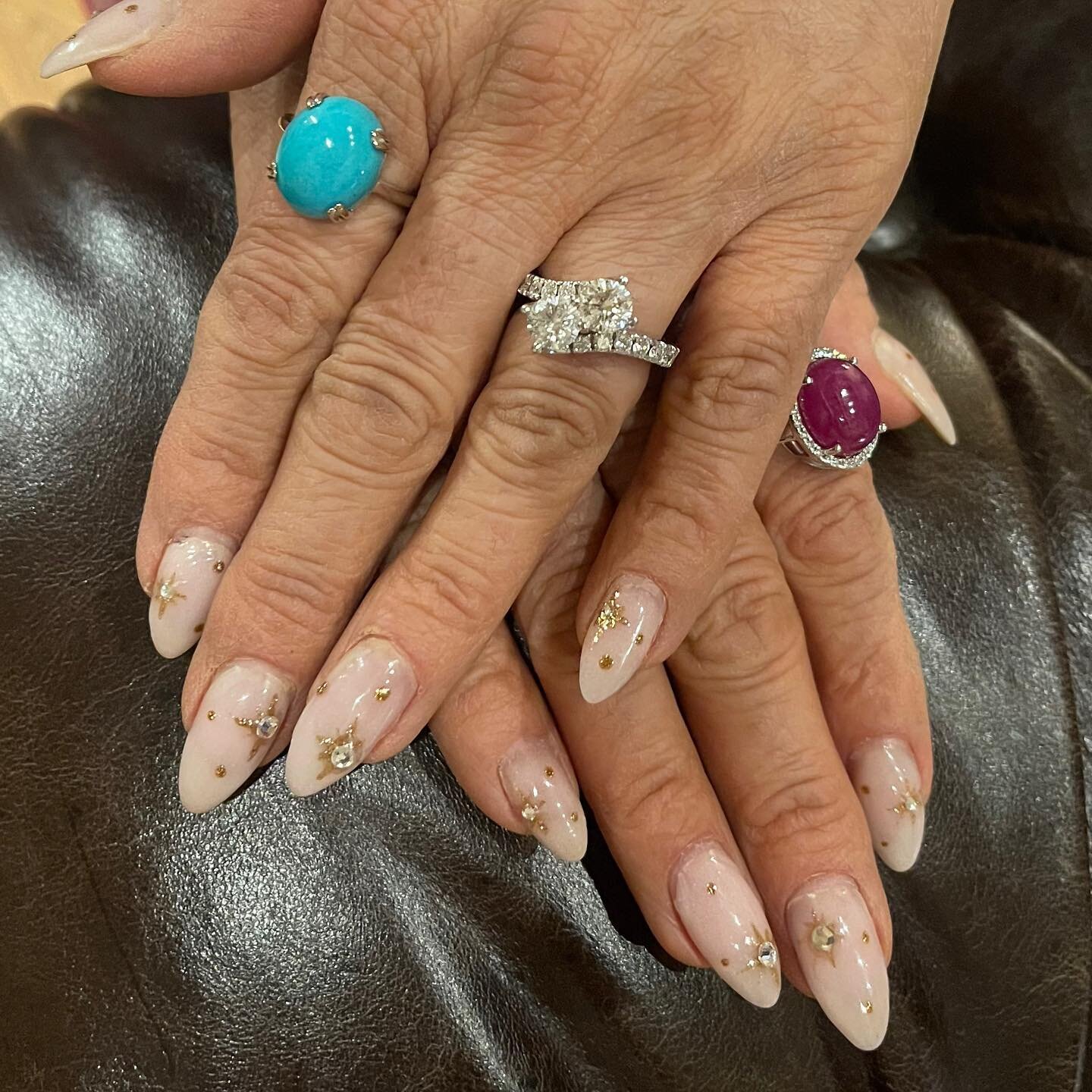 SNS on natural nails and 
For more info DM 
.
#nailsbyalex #nailsbyalex #johnscreeknails #leopardnails #longnails #luxurynails #moneynails #naildesigns #nailsdesign #nailsnailsnails #nailsofinstagram #nailtech #naturalnails #neat #newyearsnails #nort