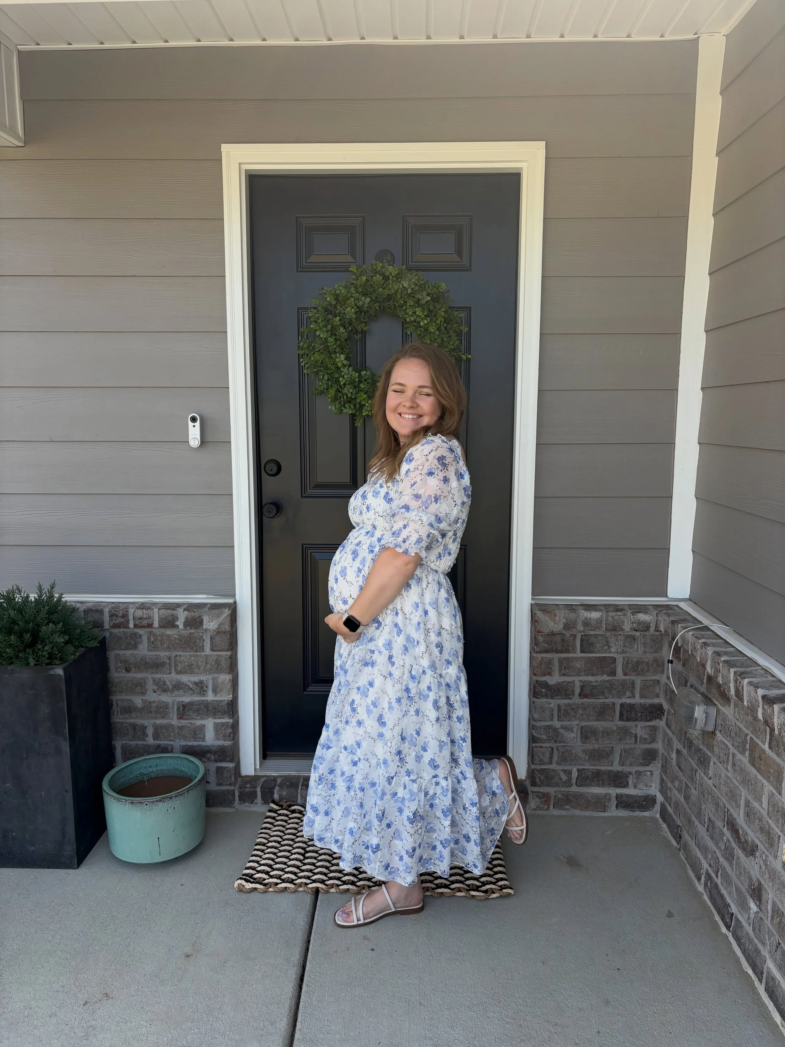 Baby #2 coming Fall 2026 🥹🩵💗 

A few of you noticed I 100% stopped posting/being active on here andddd this is why 🥹 (major credit to the ones who noticed 🫡😅)

Grateful for all of you who kept my little secret and for my clients who were patien
