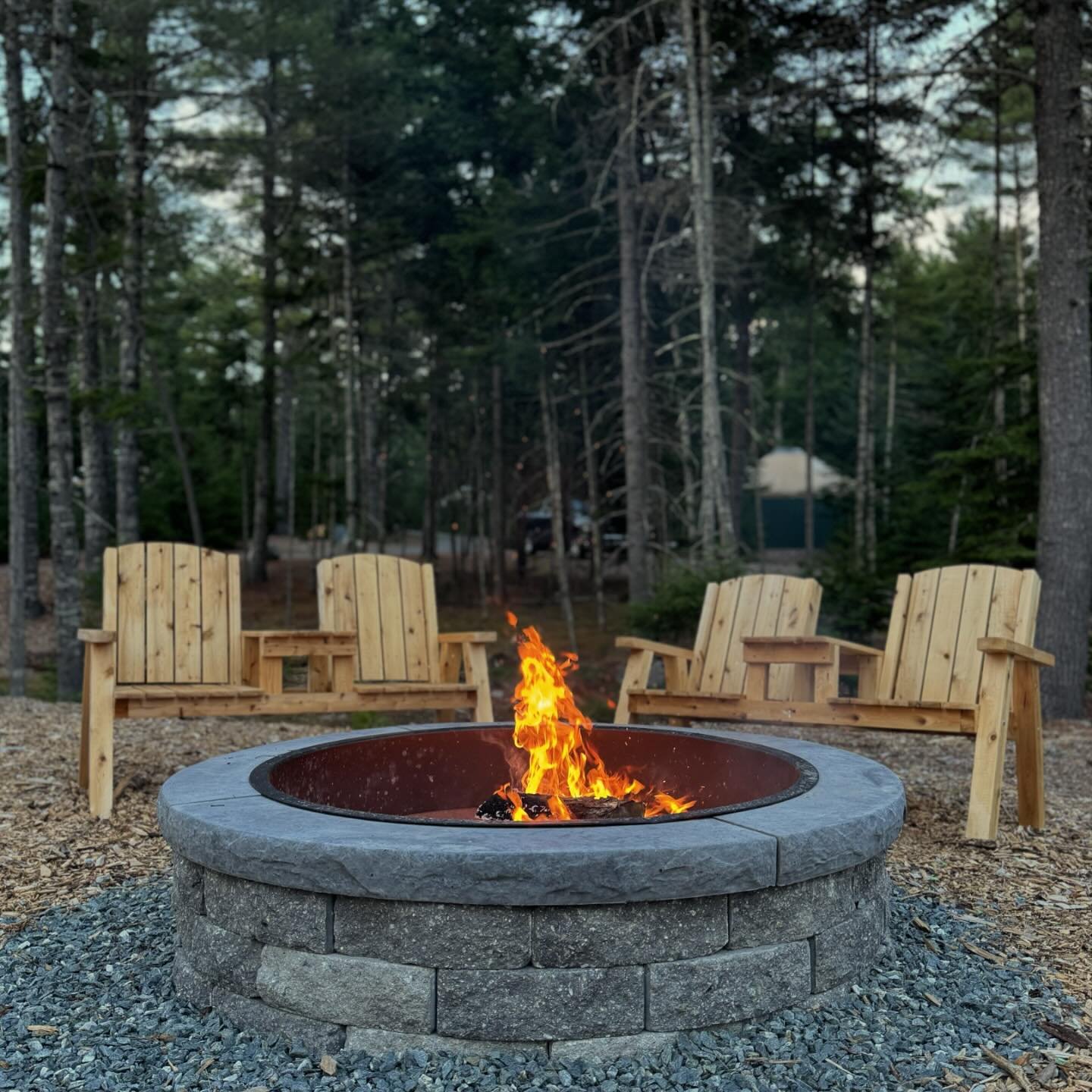 Our community fire pit is on point for a good time bonding with loved ones, old friends, new friends&hellip; take the time to enjoy this especially during midsummer evenings!

💛🧡❤️
#summertime #firepit #barharbormaine #yurtlife #glamping #qualityti