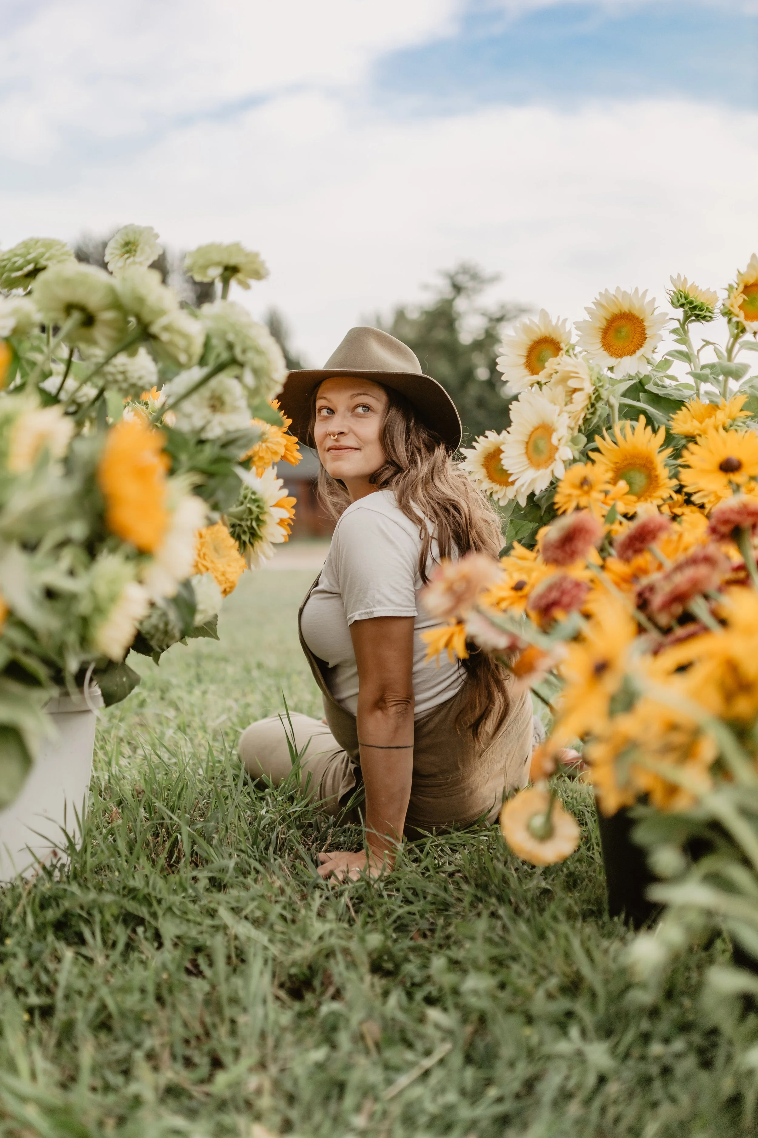 Custom DIY Bloom Buckets — Field Five Flowers