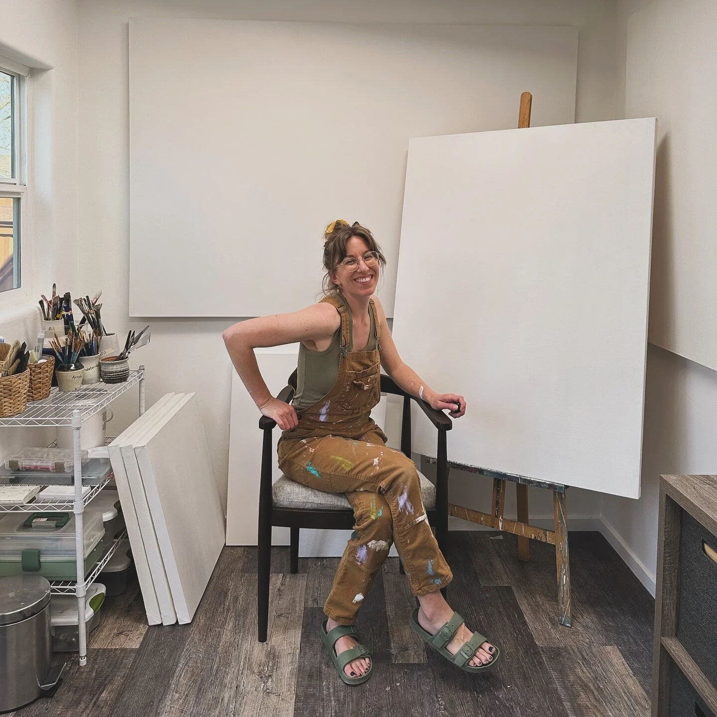 Greetings from The in Between. 🖖🏻🎨🖌️ As artists and creatives we have have deadlines, submissions, due dates, delivery dates, shows, fairs, markets, posts, collaborations, etc, etc. I am currently in between series, in between shows, and in betwe