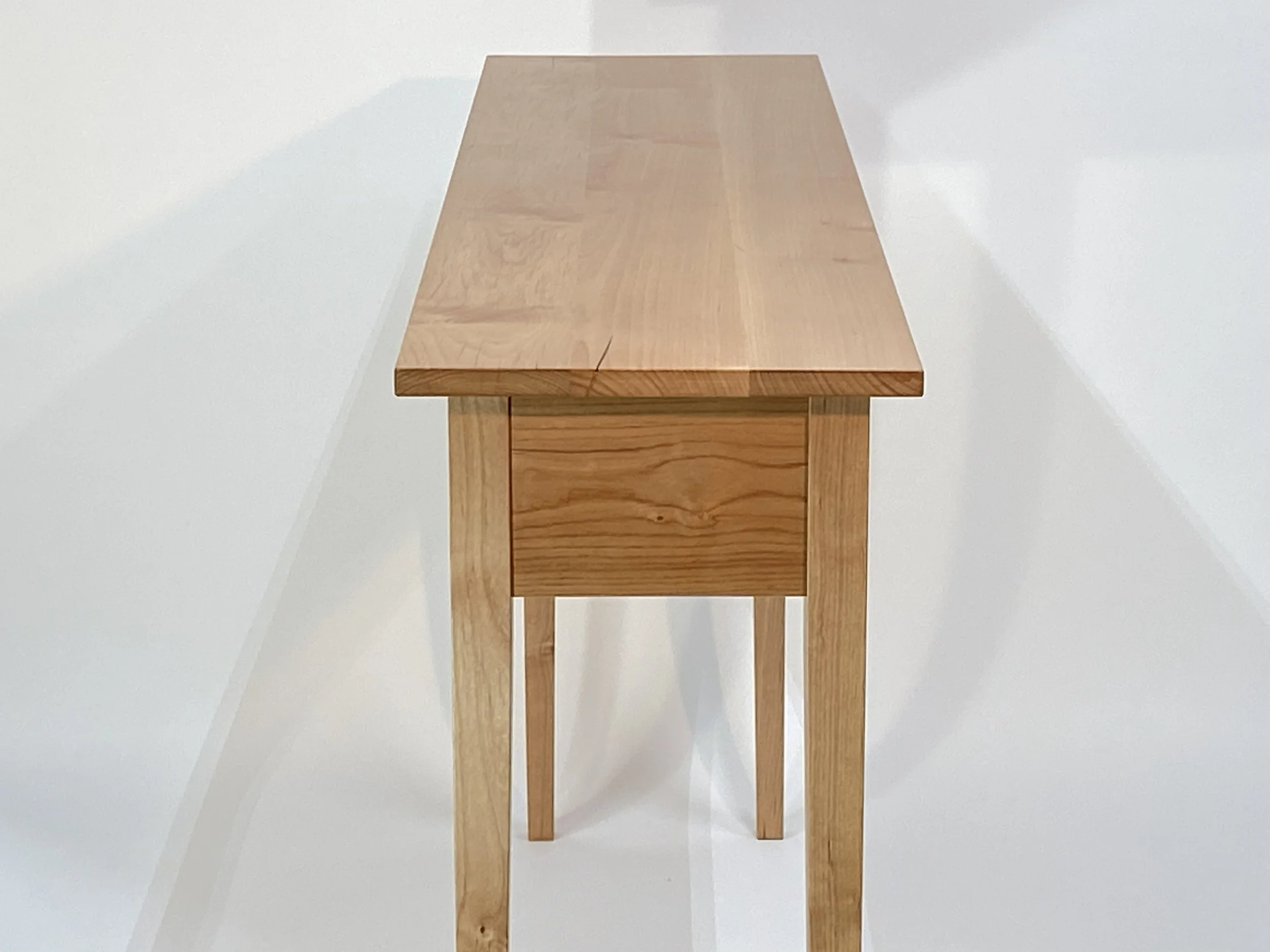 The 15-1/2" narrow depth makes for an ideal hall table