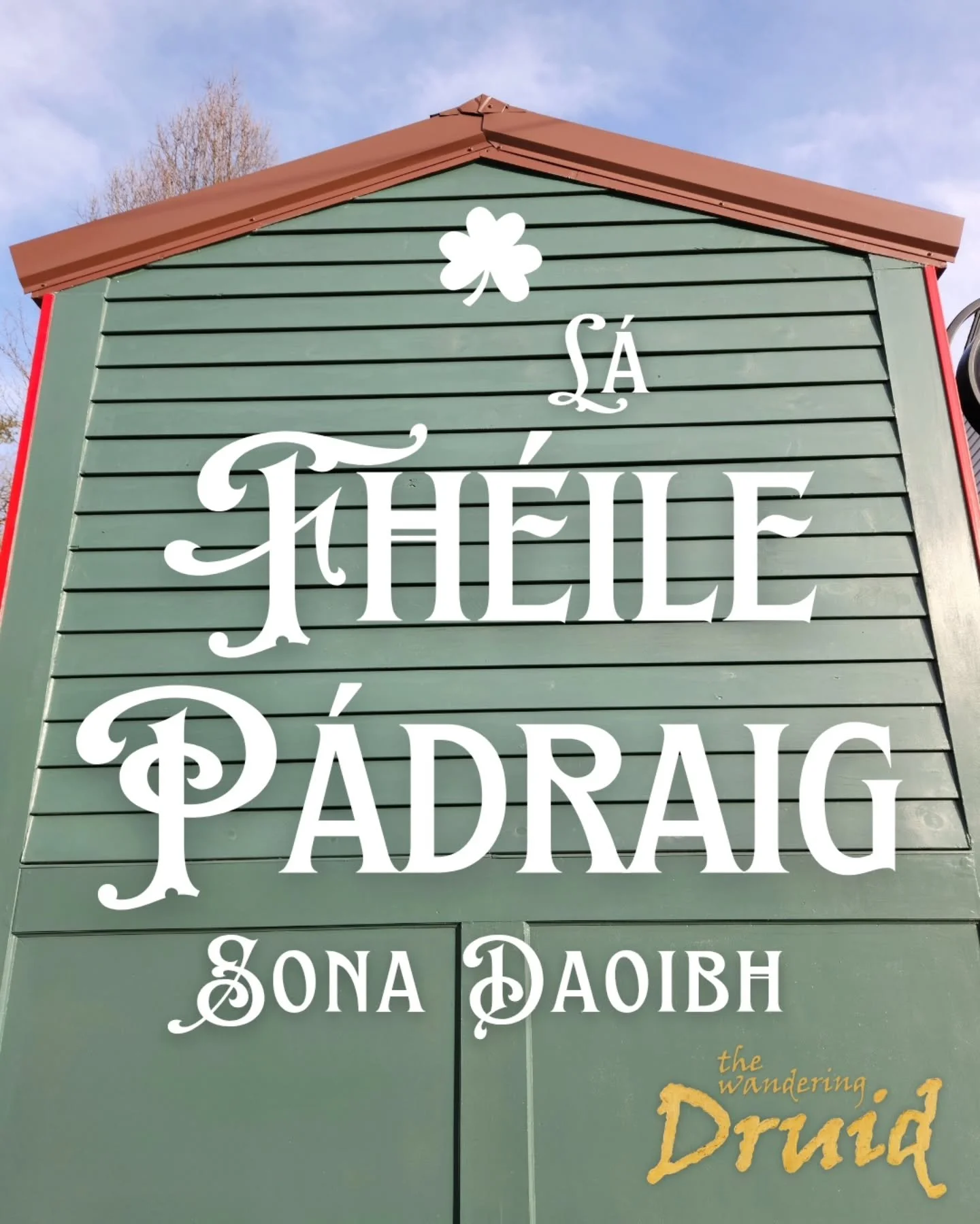 L&aacute; Fh&eacute;ile P&aacute;draig sona daoibh! Happy St. Patrick's Day! 💚🤍🧡