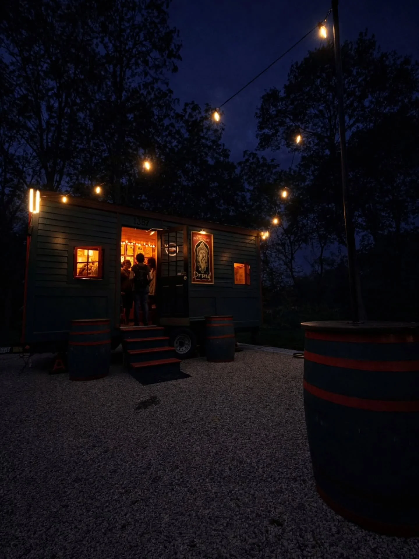 There's something very special about The Wandering Druid at night. 🌙🌌🍺