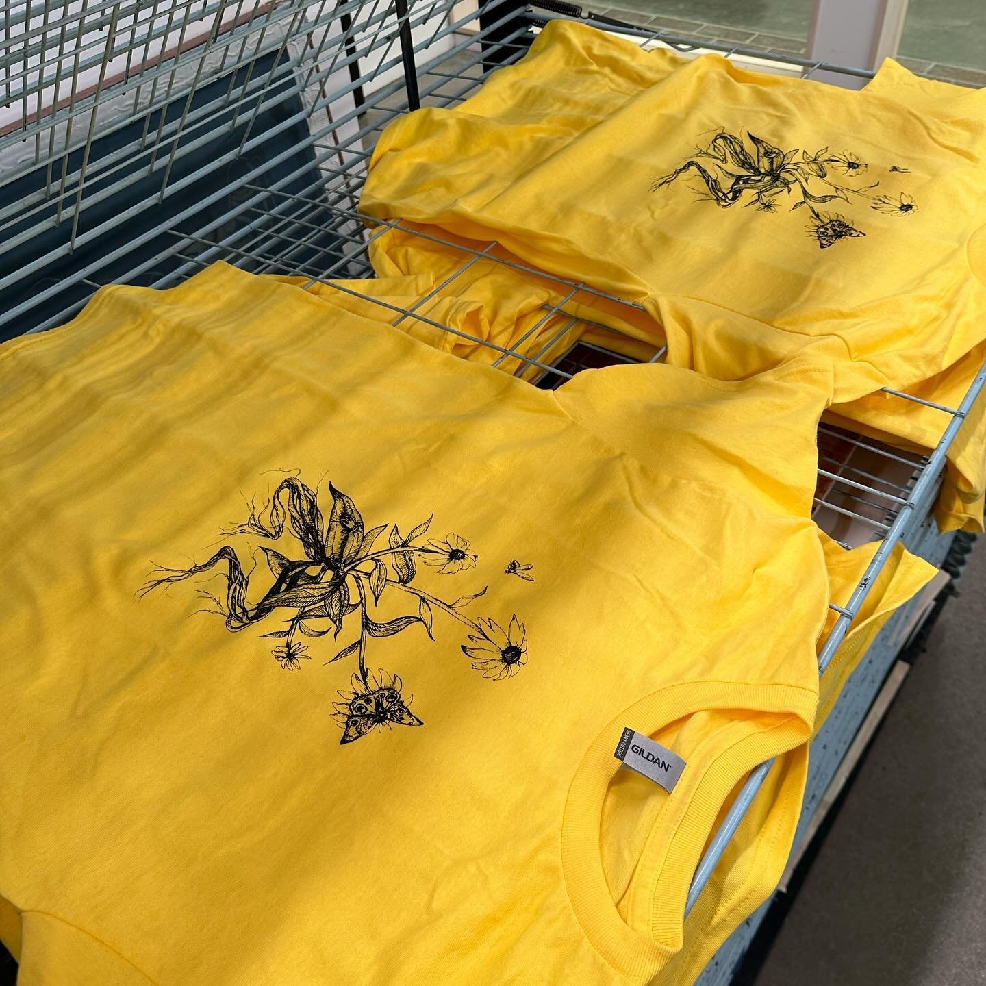Come see me at the next Benson First Friday art market on may 3rd! I&rsquo;ll have fresh screen printed shirts in 2 designs 🌻 also new prints that aren&rsquo;t up available on my Etsy yet! 🌻 ALSO stickers!!! 
Printed at @theunionomaha