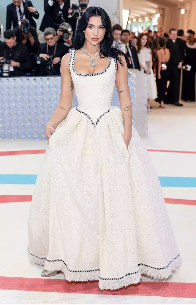Dua Lipa - Met Gala 2023