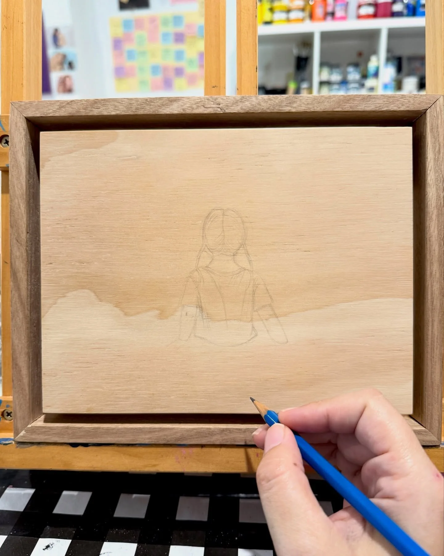 Day 20 as a full-time artist 🩷
Byron gifted me this board he made for our wedding anniversary, and it&rsquo;s been quietly waiting in my studio for the right idea.
I couldn&rsquo;t believe my eyes when I realised it looked like the water line in Bel