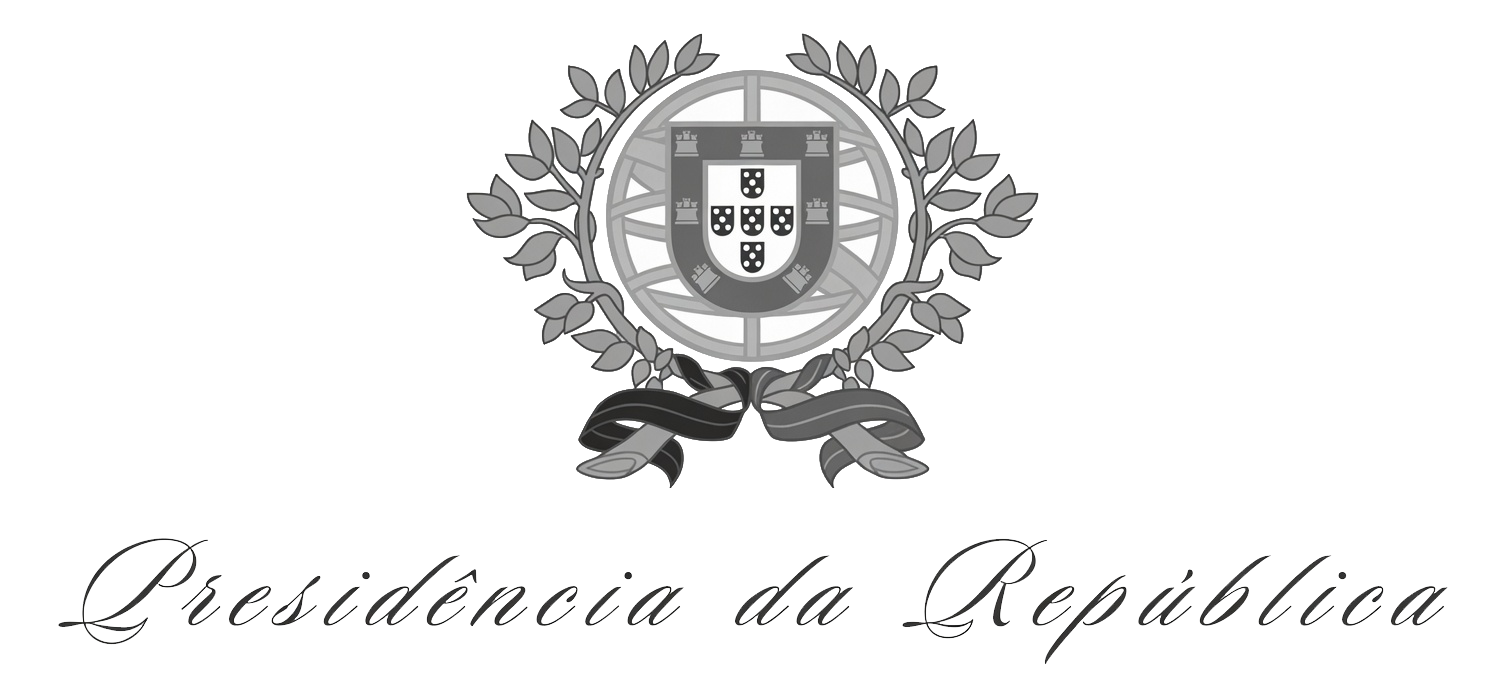 Emblema e inscrição da Constituição da República Portuguesa.