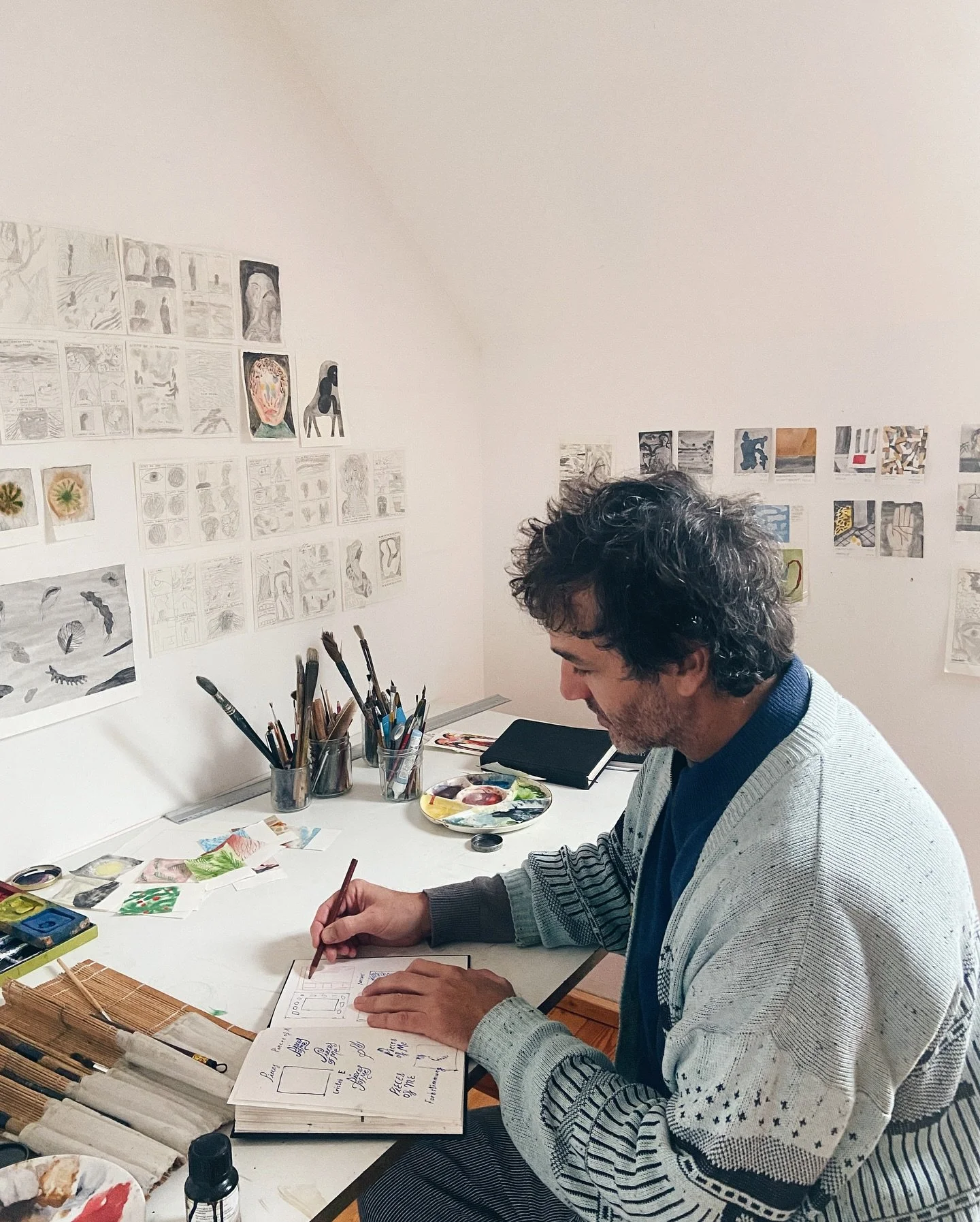 Sneak peak 😉 - preparations for our online course PIECES OF ME from Dec 5-7, 2025 are on 🔥

AAAND: You can still join!
Check out all the details at the web &gt; link in bio!

We are looking forward to meeting you in Advent 🕯️🕯️

#piecesofme #onli