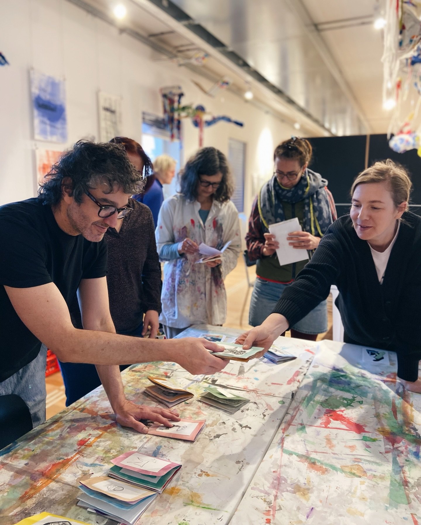 Last Saturday @klingspor_museum in the context of the &bdquo;International childrens book exhibition&ldquo; together with @nomonki we held a workshop about drawing and narration. Starting from tiny little treasures that used to fill our pockets when 