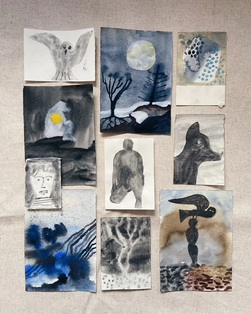 What does a season reveal when we truly take the time to look?
What do we experience in the world around us when we consciously notice the changes in the landscape and the mood that comes with them?
And what emerges within us when we slow down and li