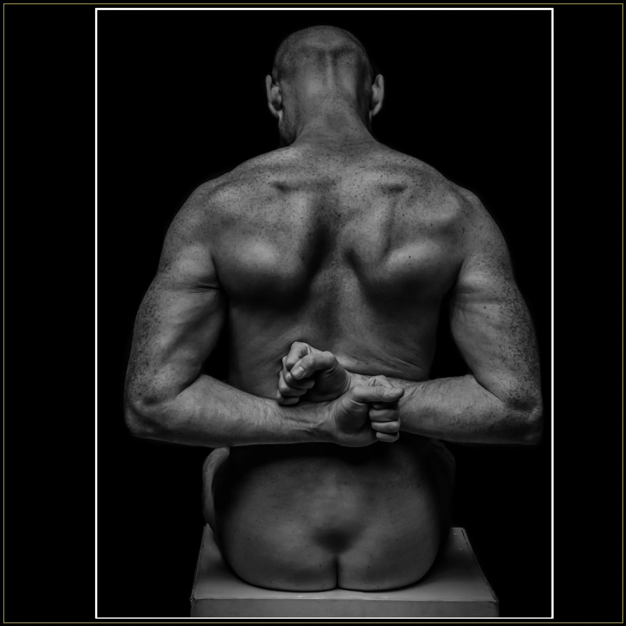 Behind-Me-Nudes-Photography-by-Catherine-Knee-Thumb.jpg