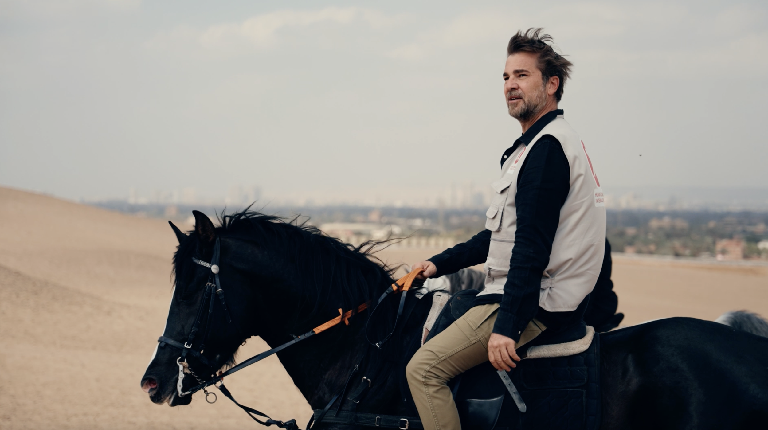 Ertugrul (Engin Altan Düzyatan)