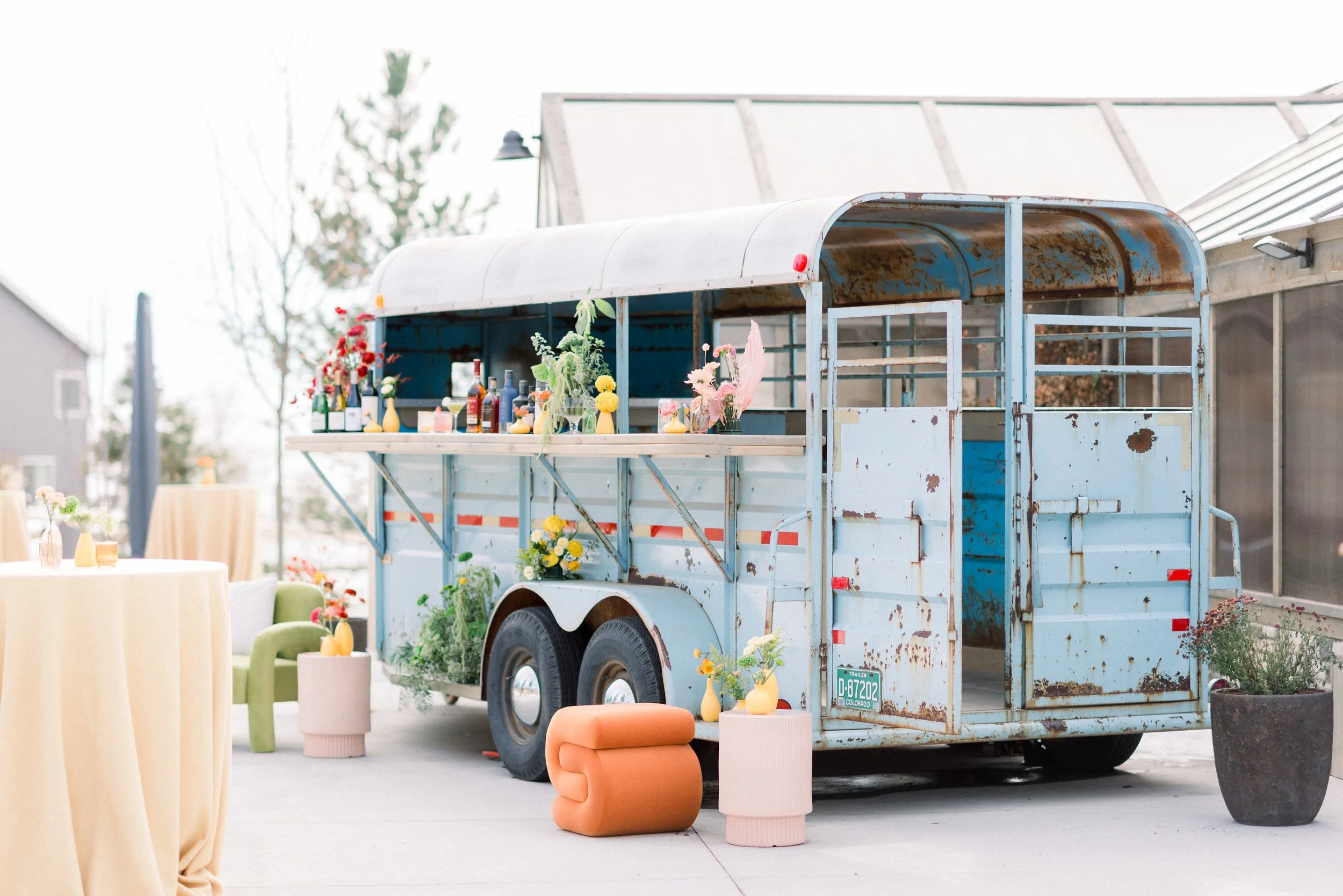 Bonnie Blues Wedding Bar Horse Trailer