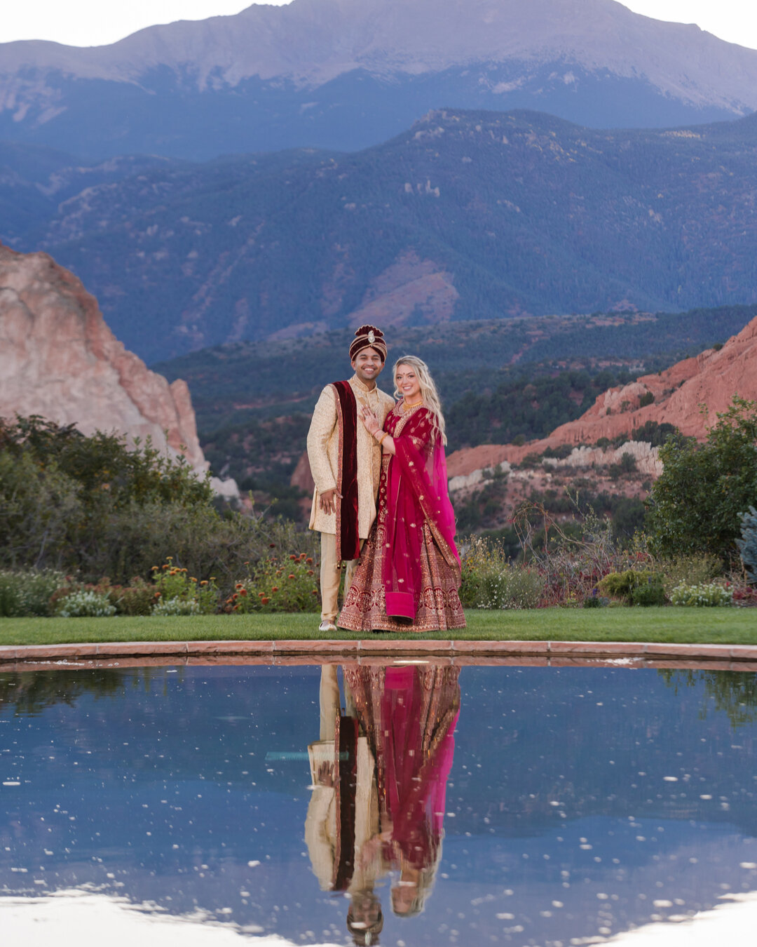 Monday's marvelous views....​​​​​​​​​
@ggresortandclub​​​​​​​​
@katiecorinne.photo​​​​​​​​
@skeventspecialists
​​​​​​​​
​​​​​​​​
#coloradowedding #mountainwedding #coloradoweddingplanner #weddingplanner #weddingflorist #coloradoweddingflorist #colora