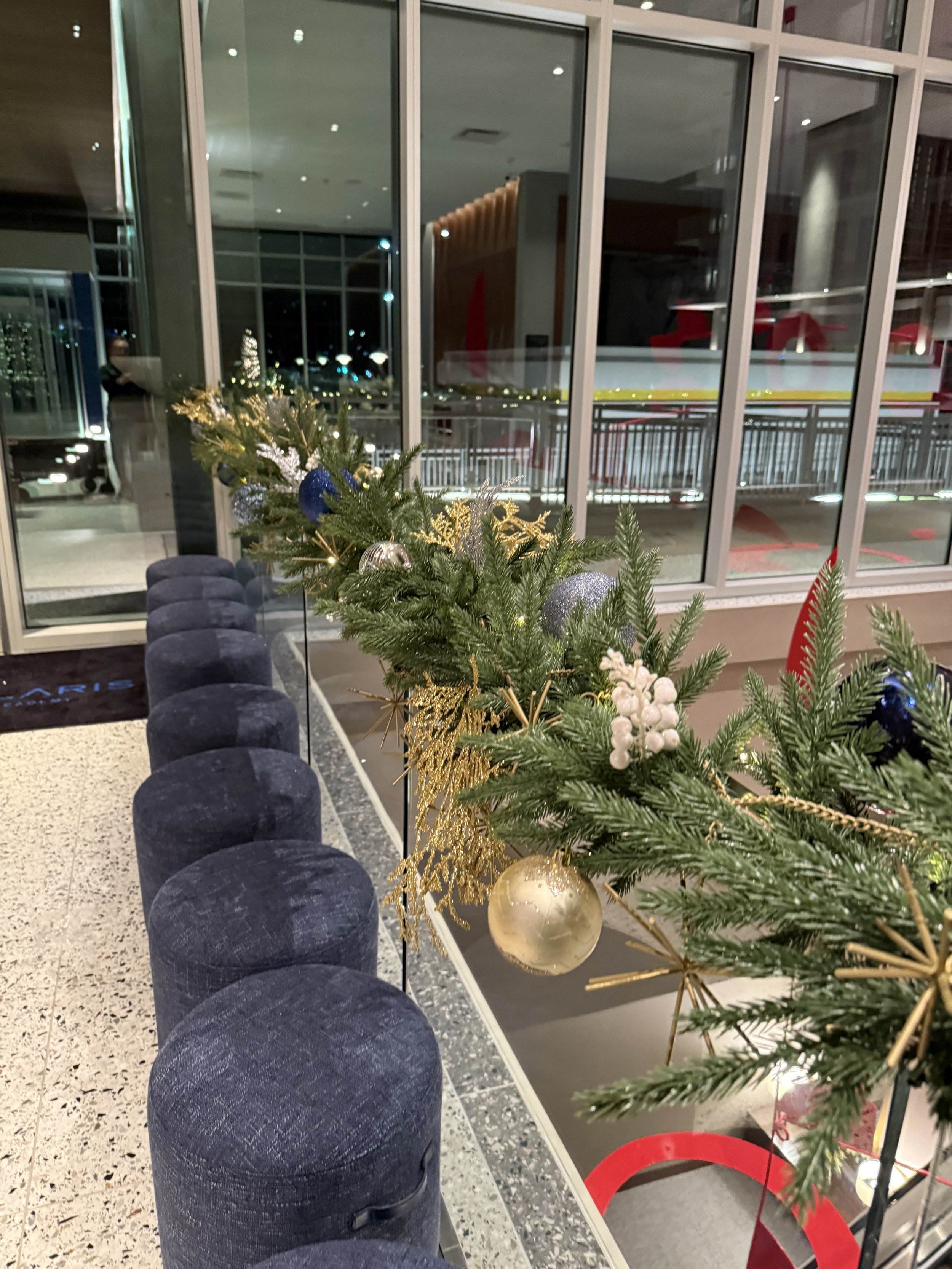 Holiday Styling & Christmas Vignettes for Event Venues, Hotels & Businesses
