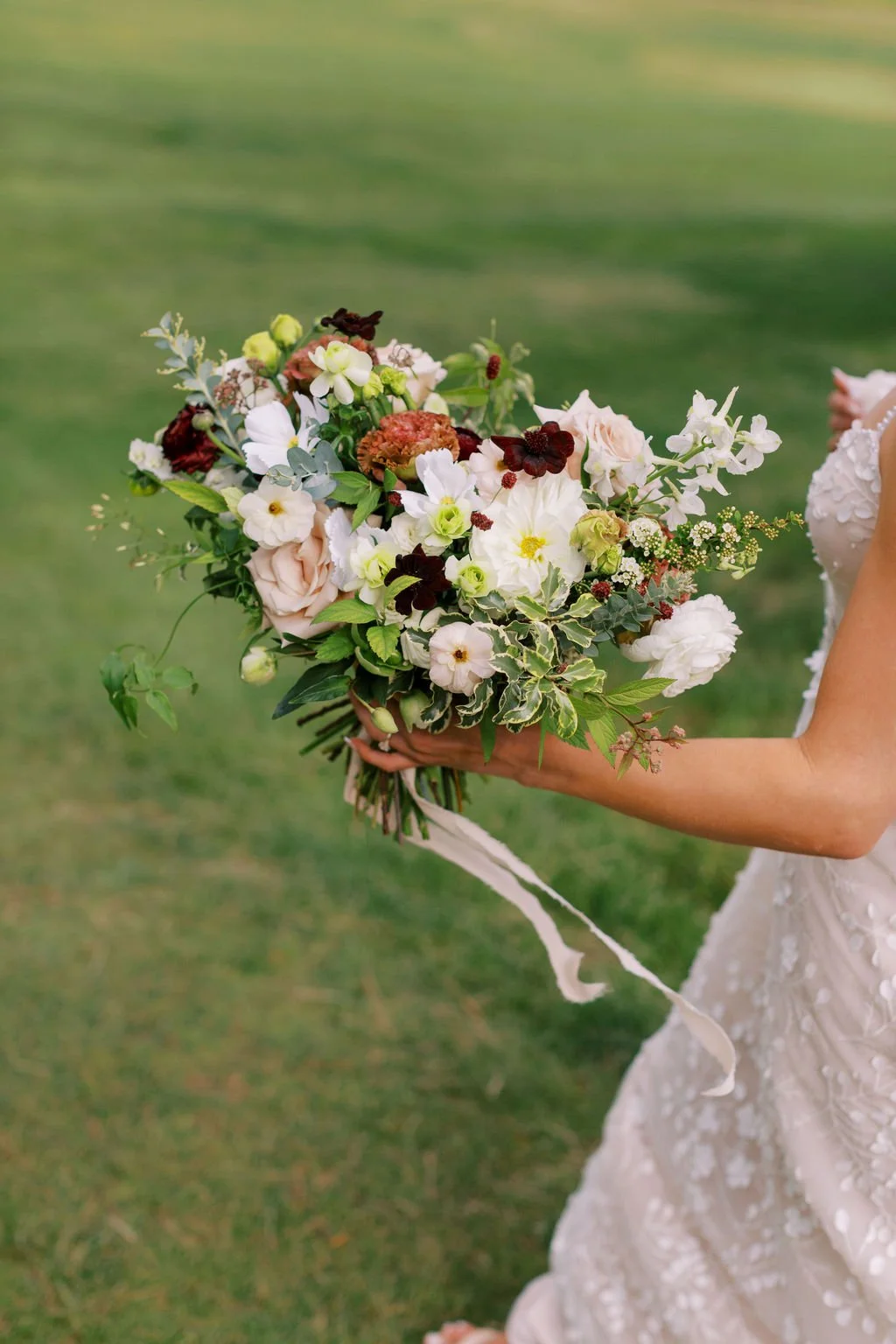 Arrowhead Wedding - Bouquet 2.jpg