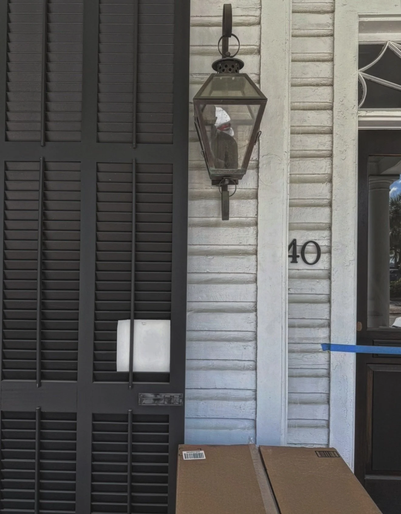 See? It DOES get better. Here&rsquo;s photographic evidence. When we bought the old gal she was rrrrrrough. And now? A Deb. Total Betty ( @currypollo )

#historia #historicpreservation #charlestonrevived #jacoblawsofstyle #jacoblawsdesignlab