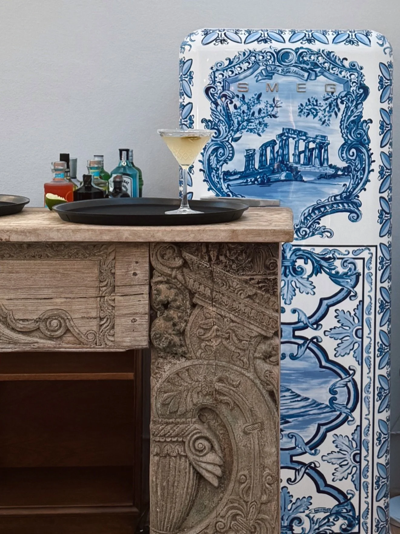 Ciao ciao 👋👋👋 

The inspiration is flowin! Took 2 months to soak up the culture and artistry from artisans across Europe. Wow are they talented. Interlaken, Alc&uacute;dia, San Sebasti&aacute;n, Biarritz, Cagliari, Valletta, Flo &amp; Amalfi have 