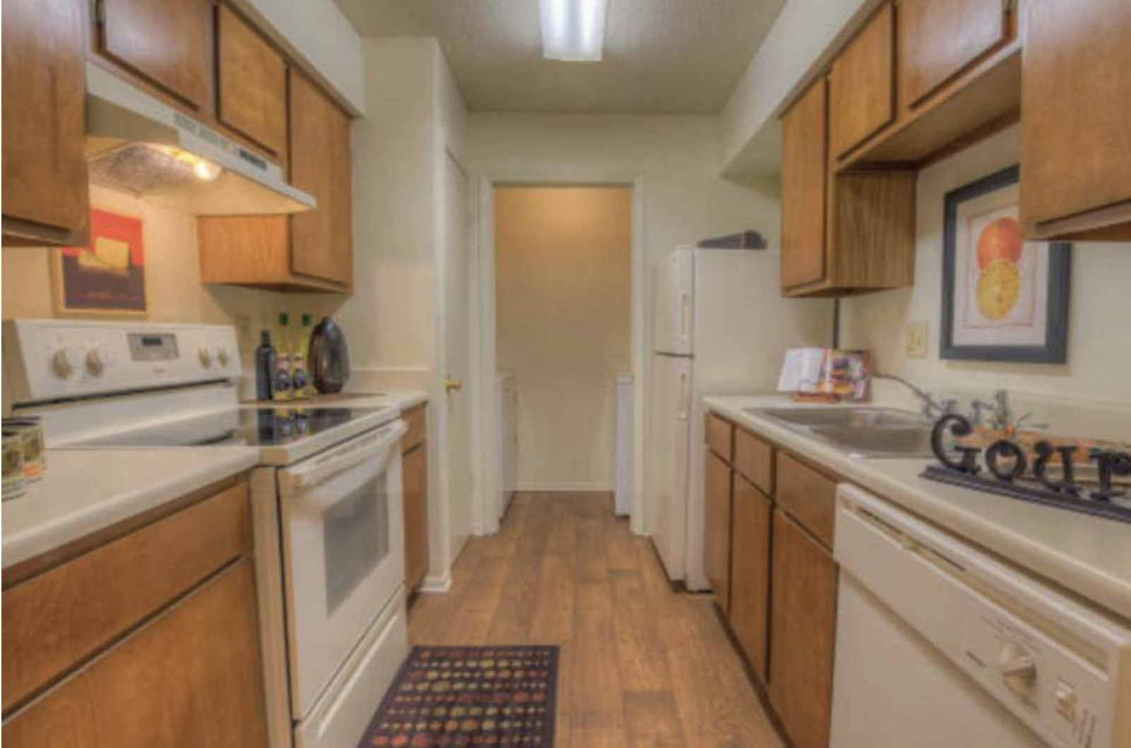 Hickory Farm Apartments Memphis, TN