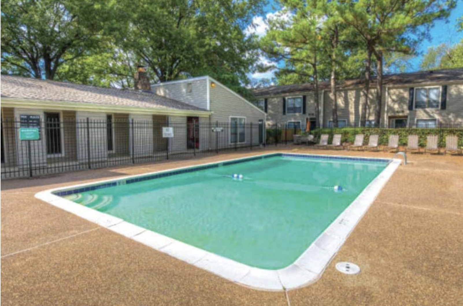 Hickory Farm Apartments Memphis, TN