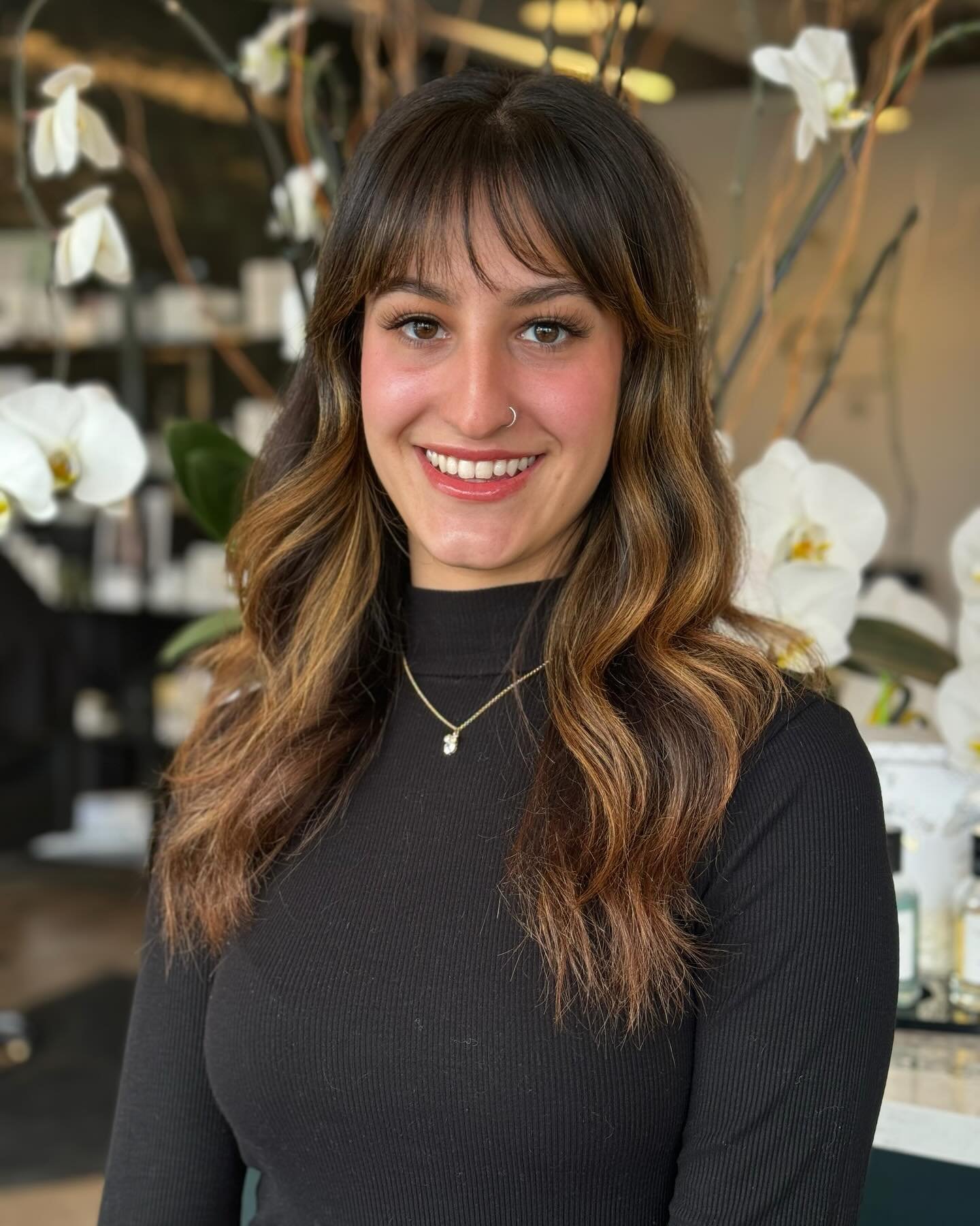 🌟 Meet Marina! 🌟 We are over the moon to welcome the incredibly talented Marina to our Boulder Hair Collective family. Join us in celebrating her arrival and get ready to see some stunning transformations!

💇&zwj;♀️ With a keen eye for detail and 
