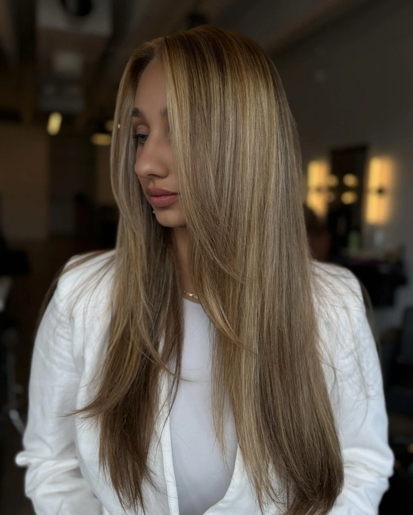 ☀️ Check out this stunning summer blend by our stylist Katy! Bright, effortless, and sun-kissed&mdash;she&rsquo;s officially ready for the season. 🌼💛

Who else is feeling the summer vibes? 

Drop a ☀️ if you&rsquo;re ready to glow with a fresh new 