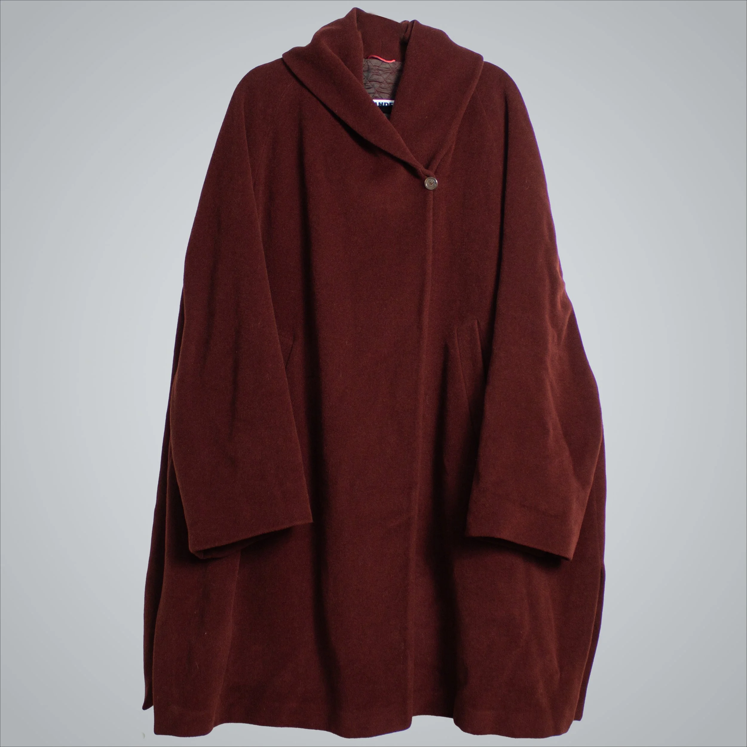 JIL CAPE COAT1.jpg