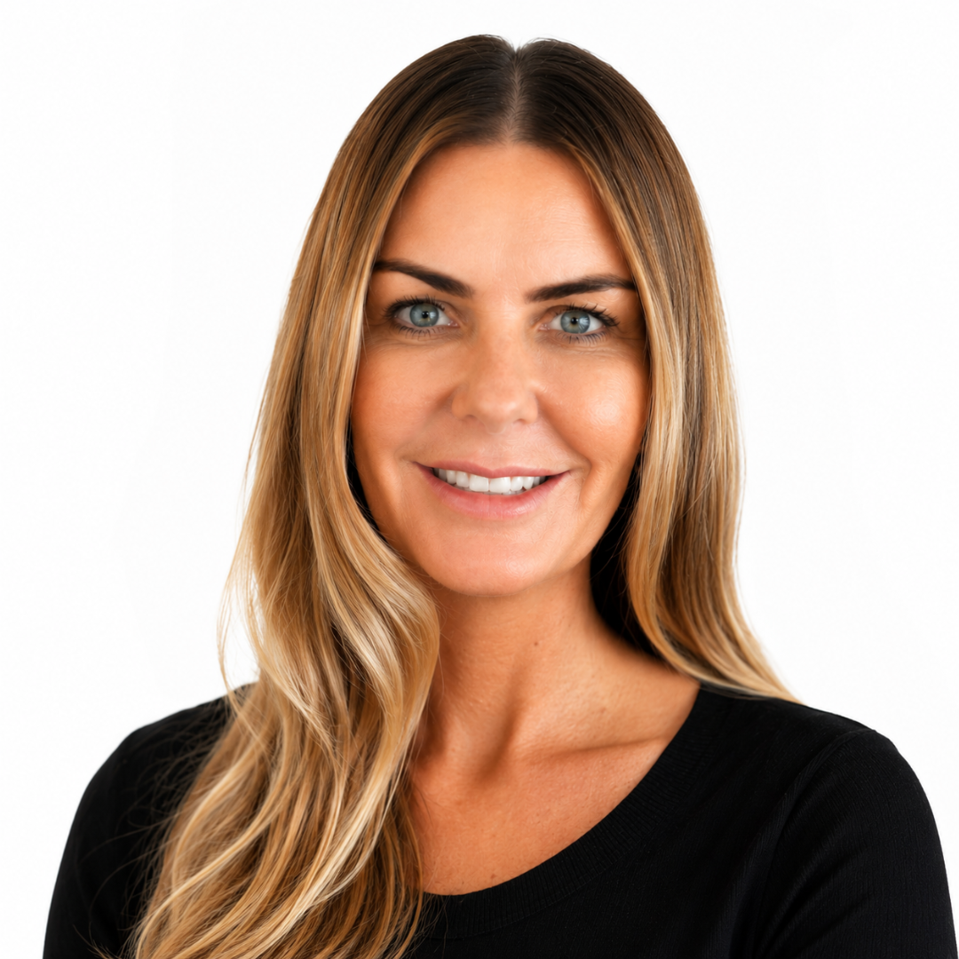 Headshot of Michelle Power, a white woman with long blond hair