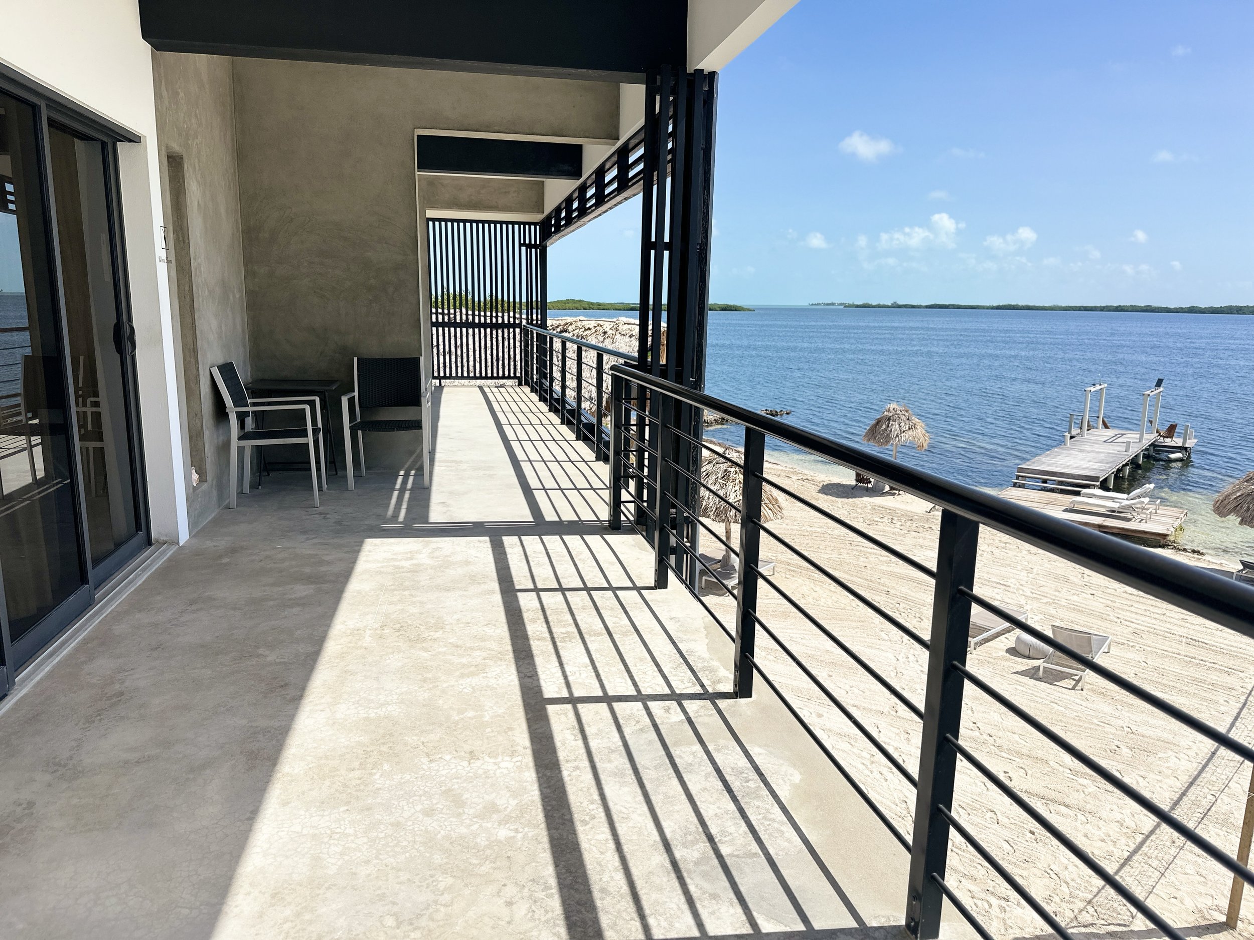 WOOD ROOM BAYSIDE BEACH VIEW