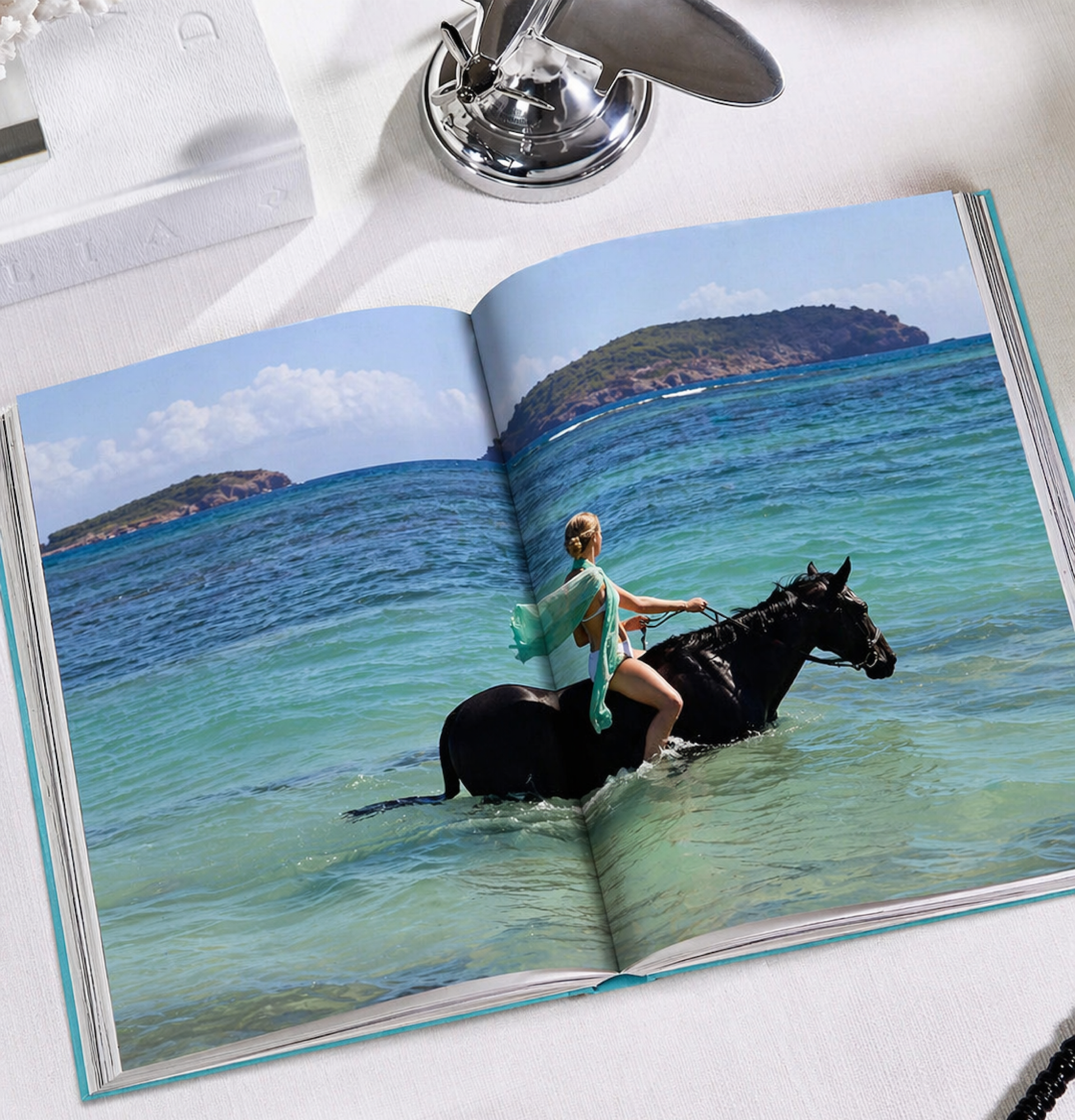 MUSTIQUE x Floworks12.png