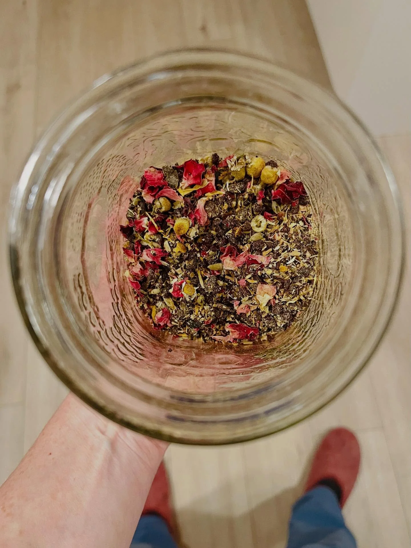 I really loved @pukkaherbs Womankind Tea blend but they discontinued it. I scoured the interweb and couldn&rsquo;t find any leftover boxes so I decided to make my own. It was lovely and fun to put together with my little guy (5) and then of course we