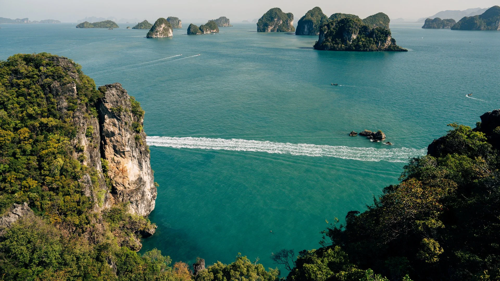 Hong Island Viewpoint during 4 Island Boat Tour