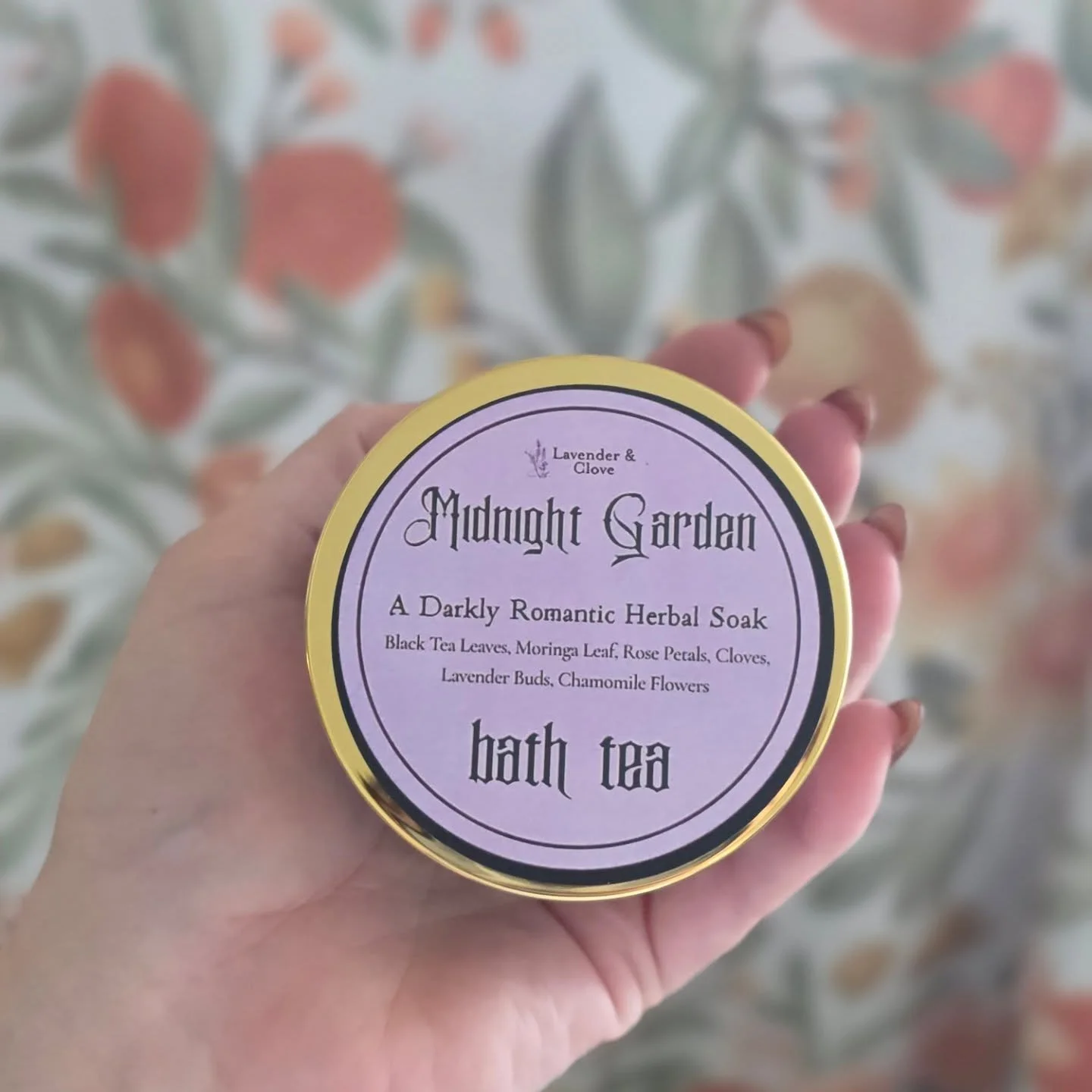 ✨🌙 Midnight Garden Bath Tea 🌙✨
A darkly romantic herbal soak to turn your tub into pure magic.

Crafted with black tea leaves, moringa, rose petals, cloves, lavender buds, and chamomile flowers&mdash;this blend is perfect for when you need to slip 