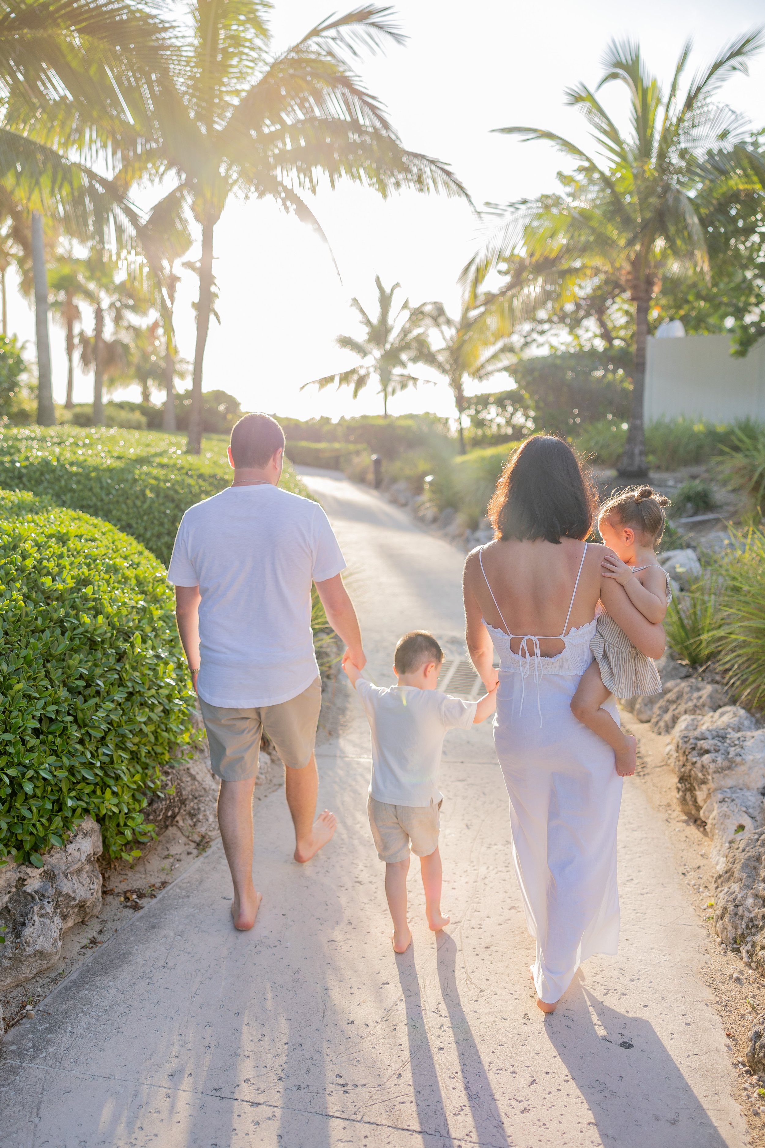 Copyright Christina Ysaguirre Photography 2024 - Nassau Bahamas Photographer - Jessica + Matt Family Session-1.jpg