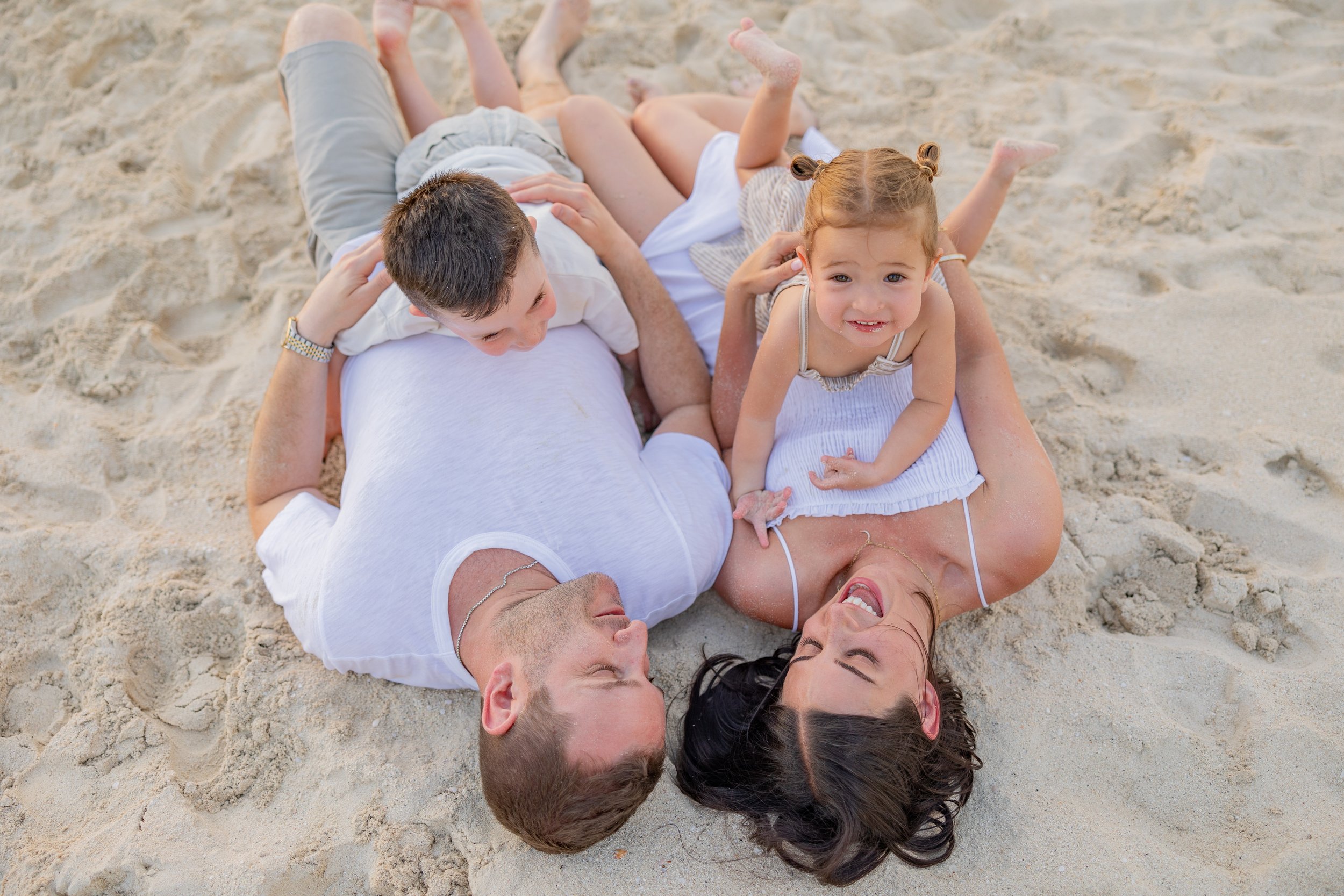 Copyright Christina Ysaguirre Photography 2024 - Nassau Bahamas Photographer - Jessica + Matt Family Session-25.jpg