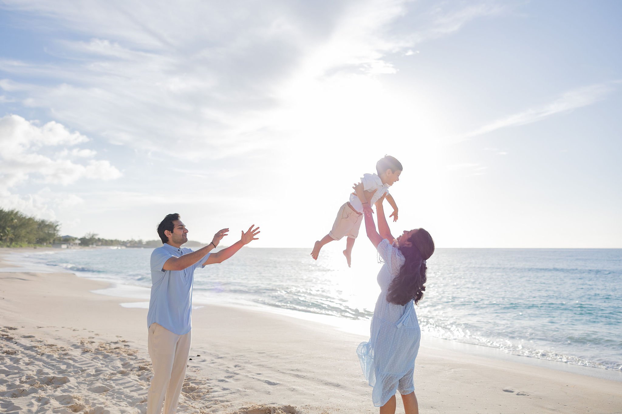 CopyrightChristinaYsaguirrePhotography2024-NassauBahamasPhotographer-Asha+Family-6.jpg