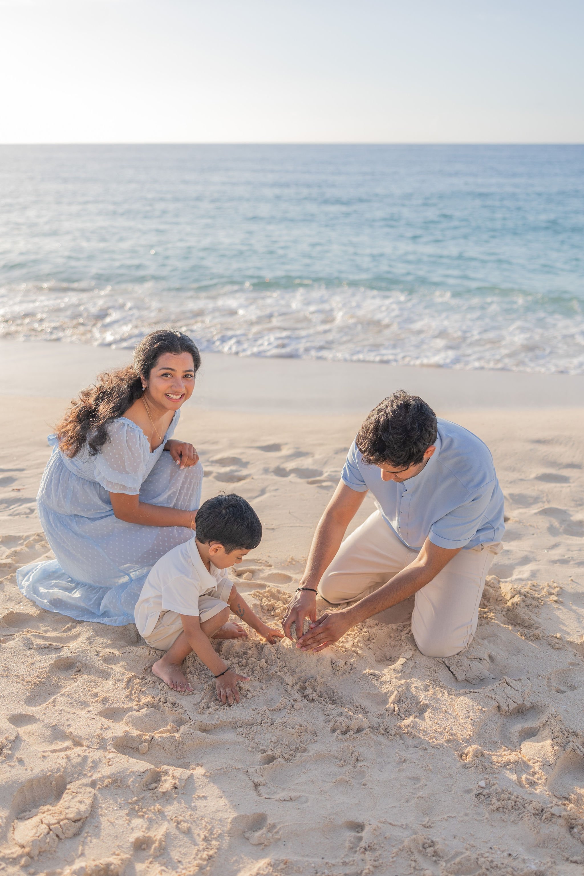 CopyrightChristinaYsaguirrePhotography2024-NassauBahamasPhotographer-Asha+Family-16.jpg
