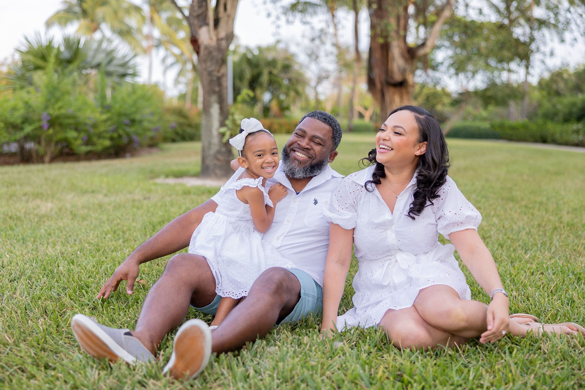CopyrightChristinaYsaguirrePhotography2024-BahamasPhotographer-Tashena+Julian+Scarlett-14.jpg