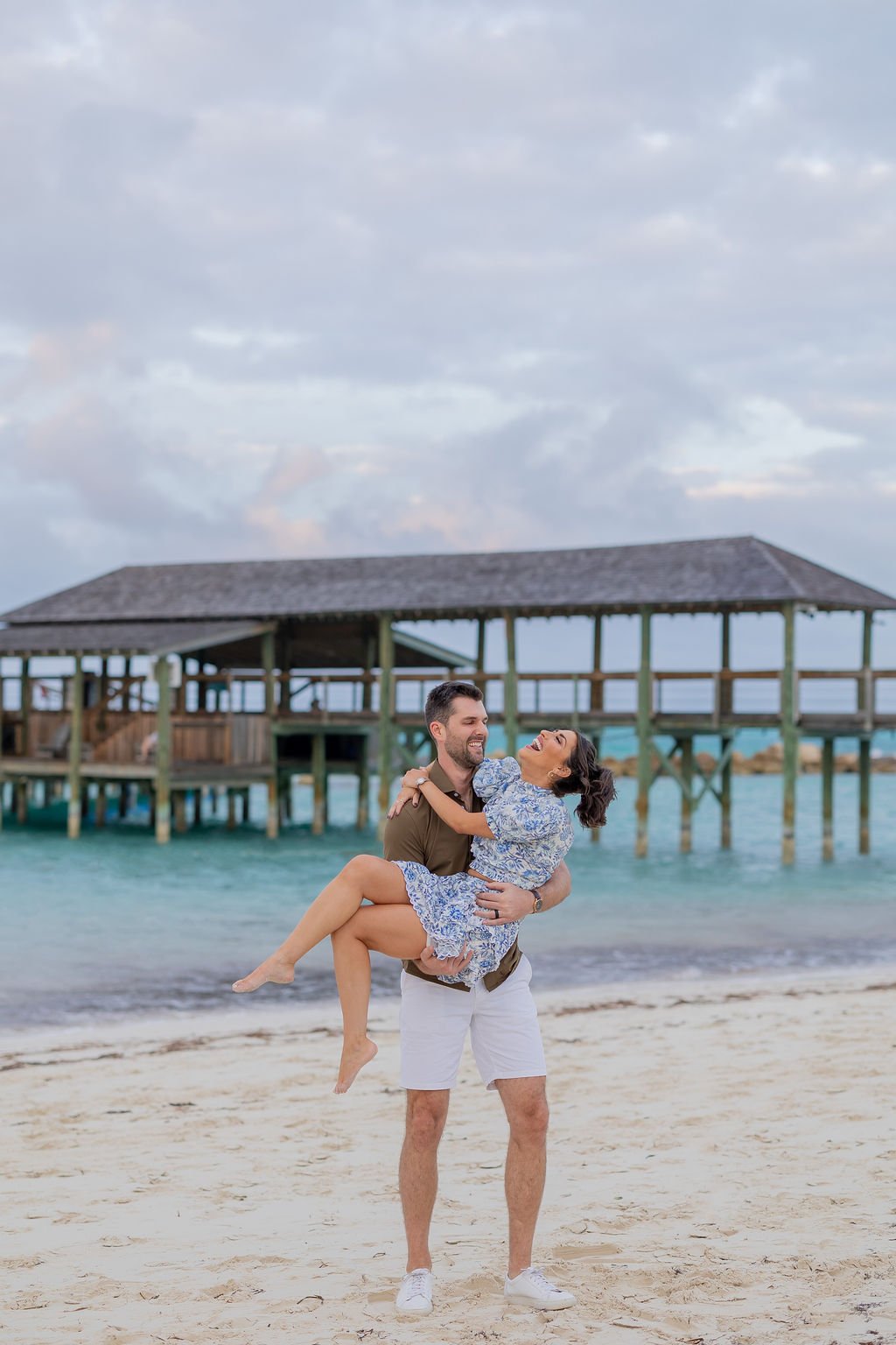 CopyrightChristinaYsaguirrePhotography2023-M+JSessionBahaMar-11 (1).jpg