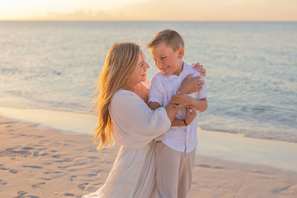 CopyrightChristinaYsaguirrePhotography2023-Tania+Christina'sFamilySession-94.jpg